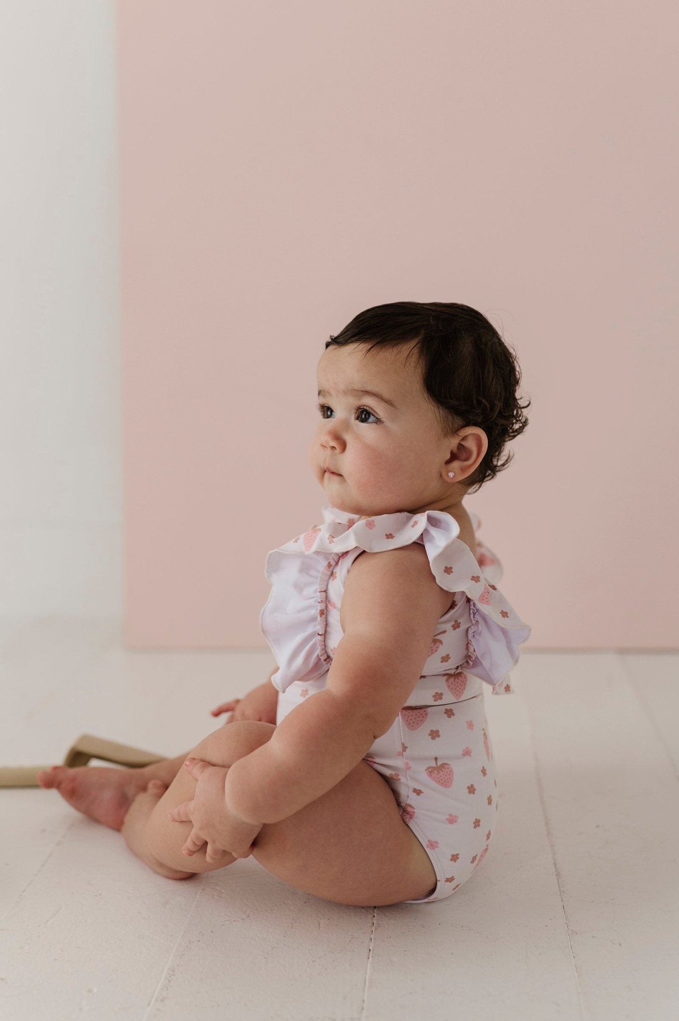 Baby Girl Ruffle Sleeve Cross Back Swimsuit In Strawberries