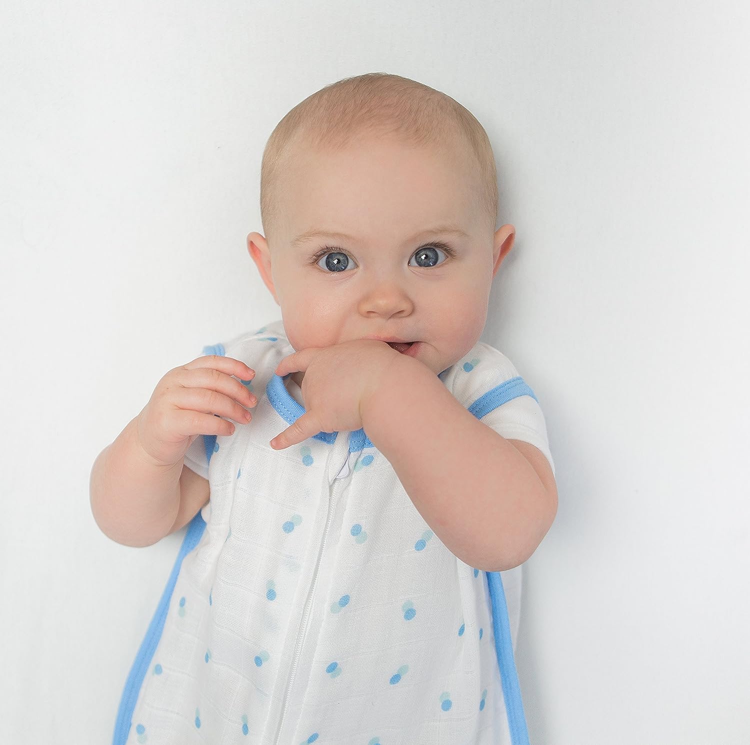 Amazing Baby - Muslin Non-weighted Zzzipme Sack - On The Dot, Blue