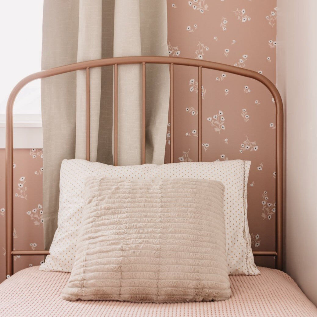 Eleanor Wallpaper By Micush