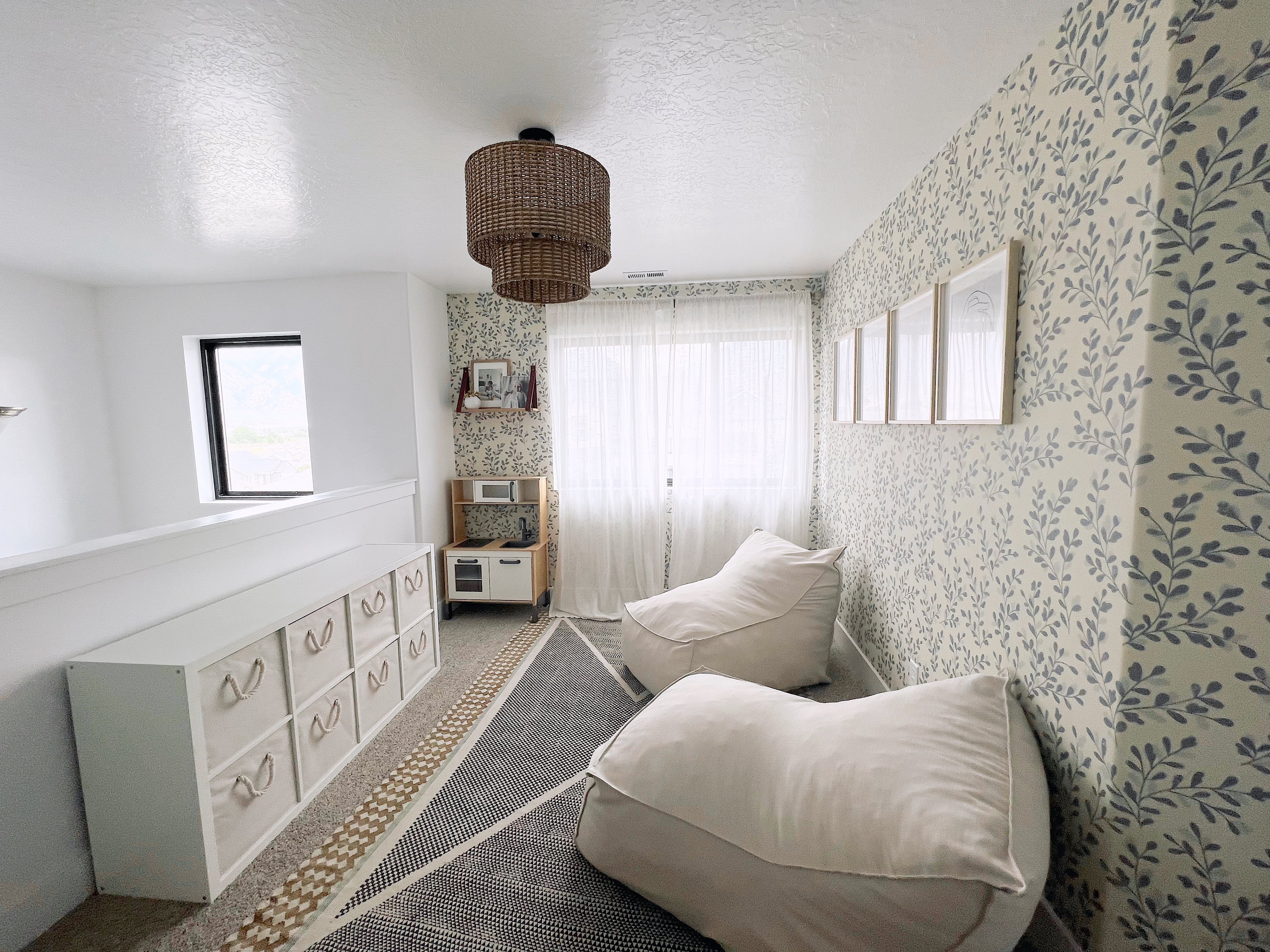 Briar Wallpaper By Mariah Rose