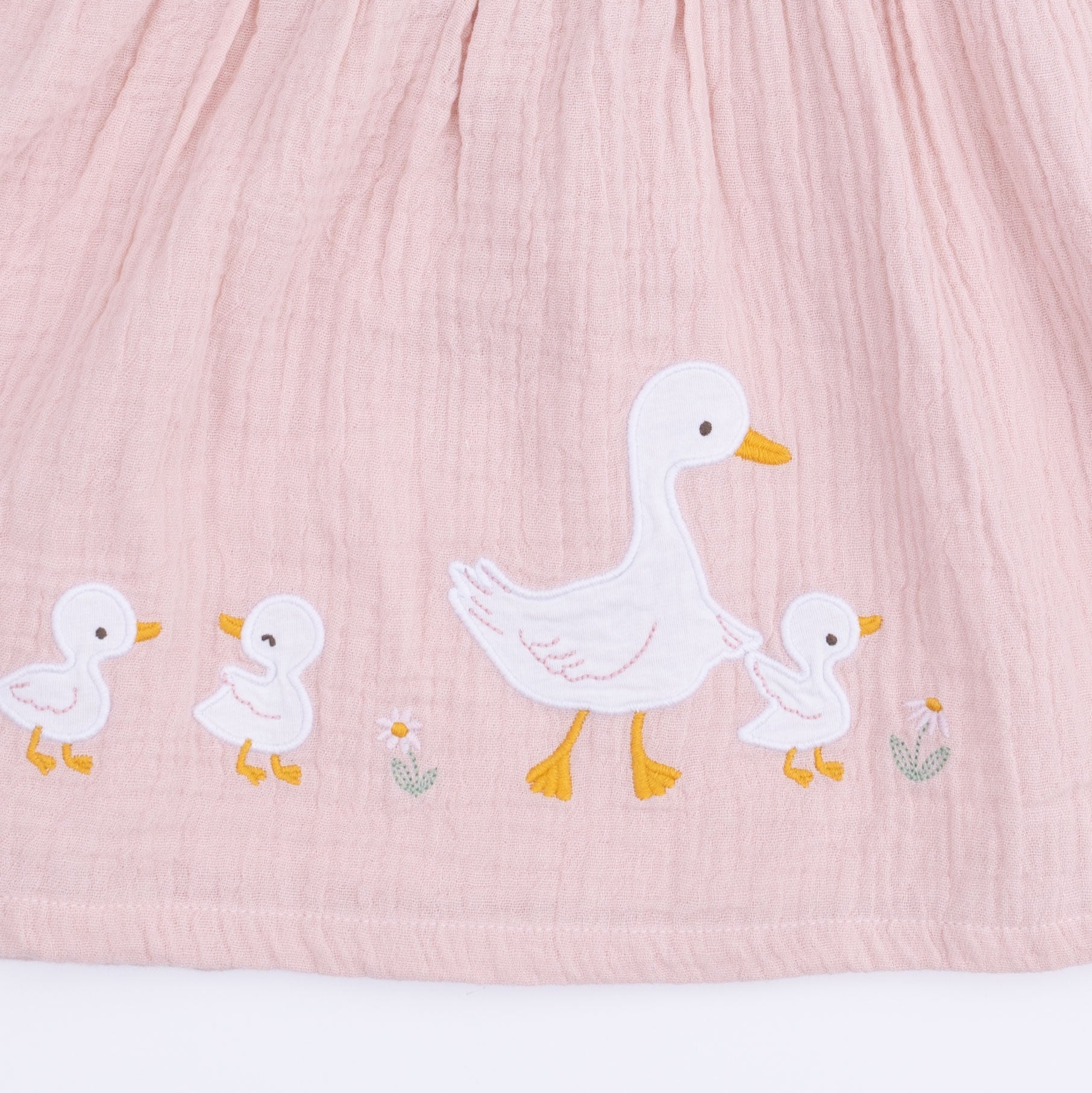 Lotus Flower Ducklings - Ruffle Sleeve Dress And Bloomer With Sunhat