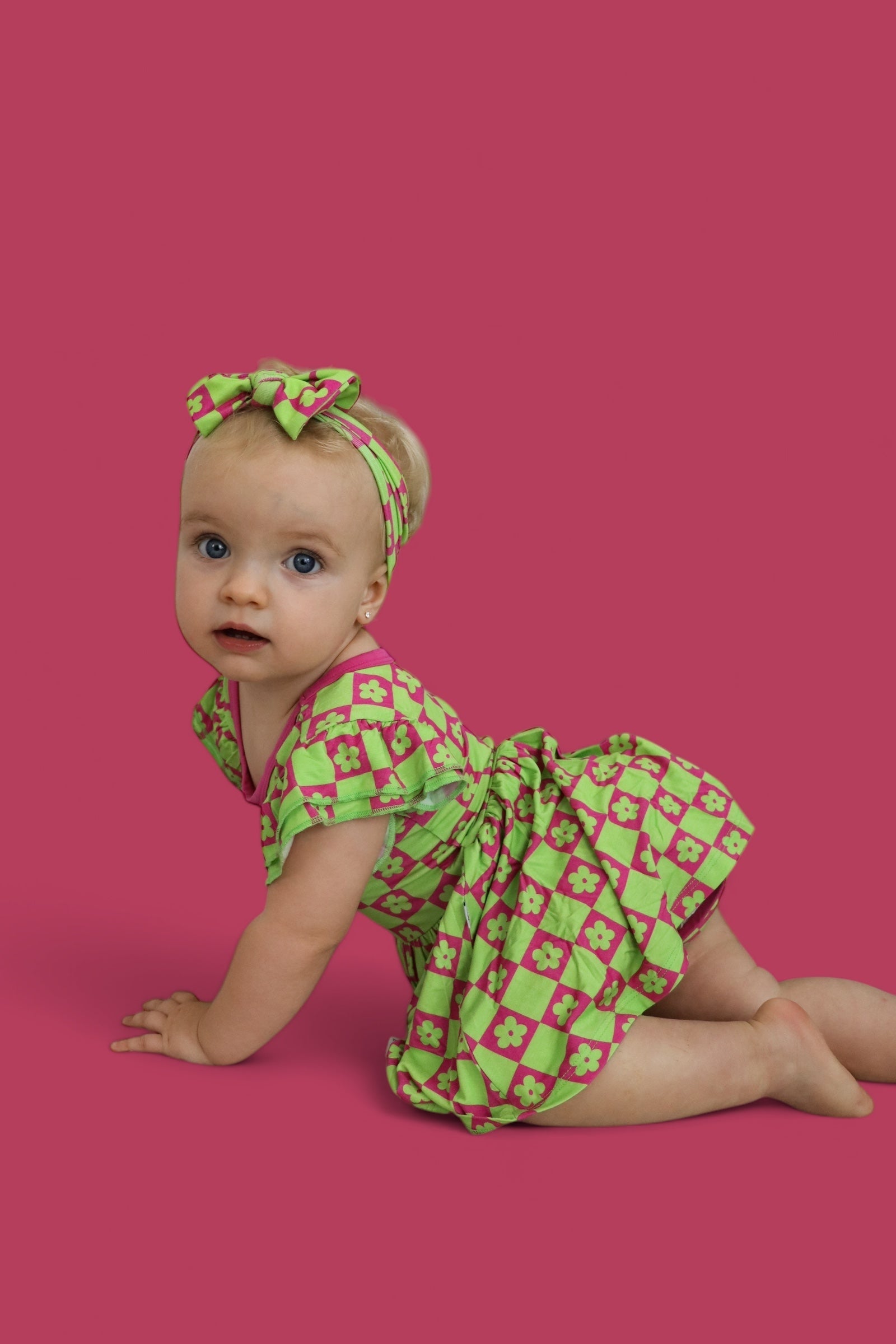 Wild Daisy Checkers Dream Bow