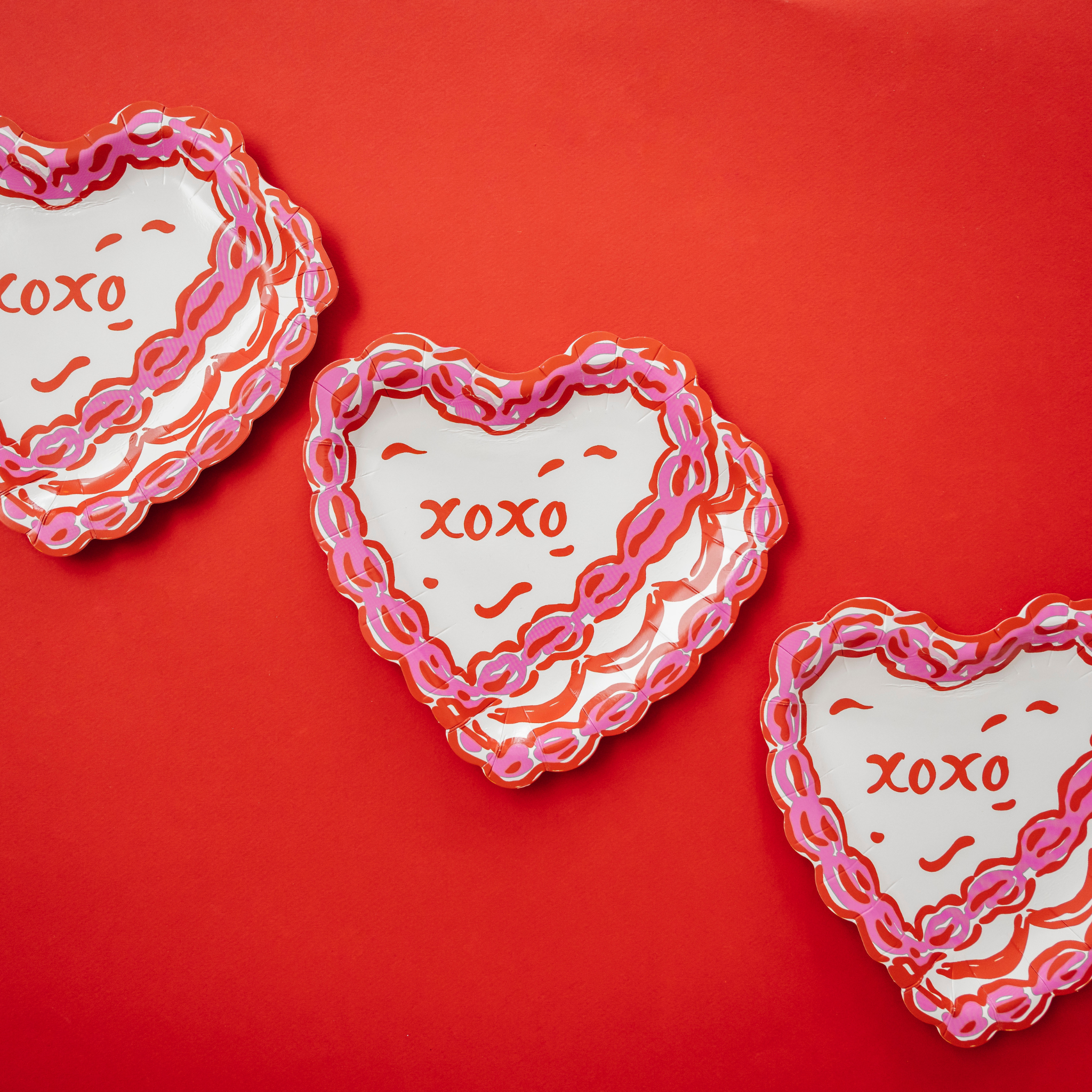 Xoxo Heart Cake Plate
