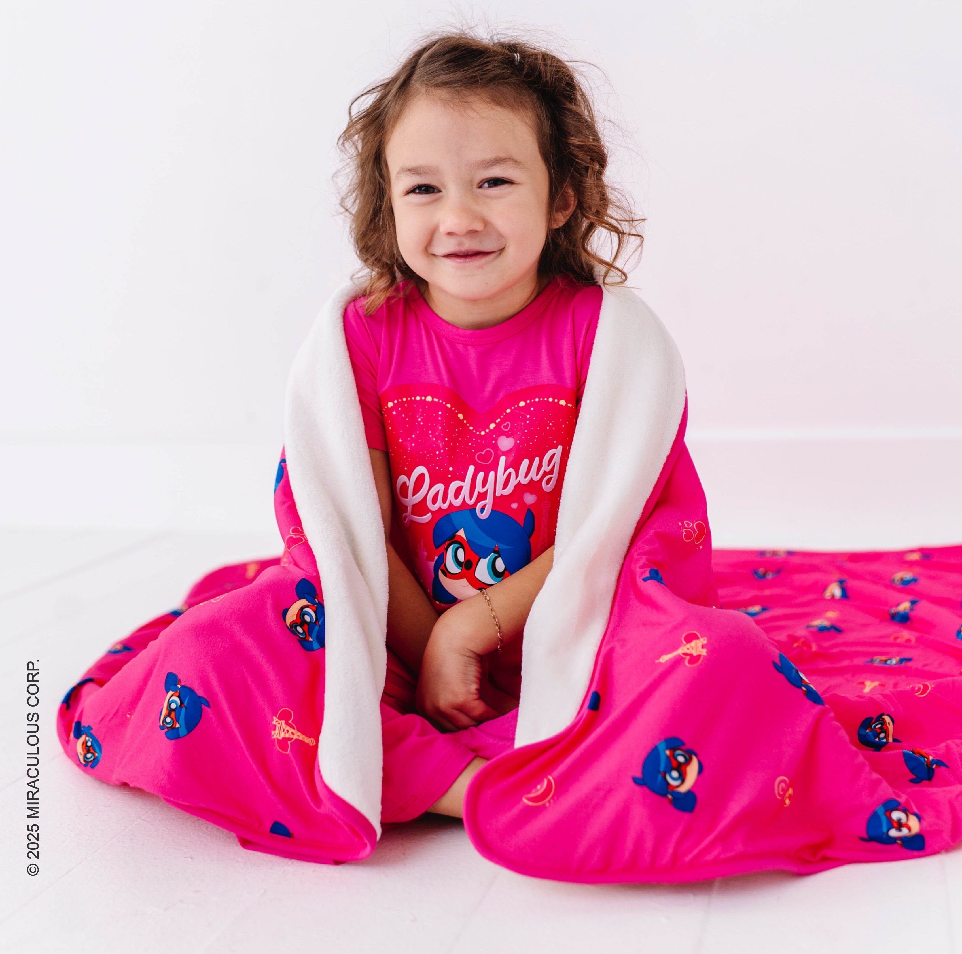 Miraculous™ Chibi Plush Blanket : Ladybug