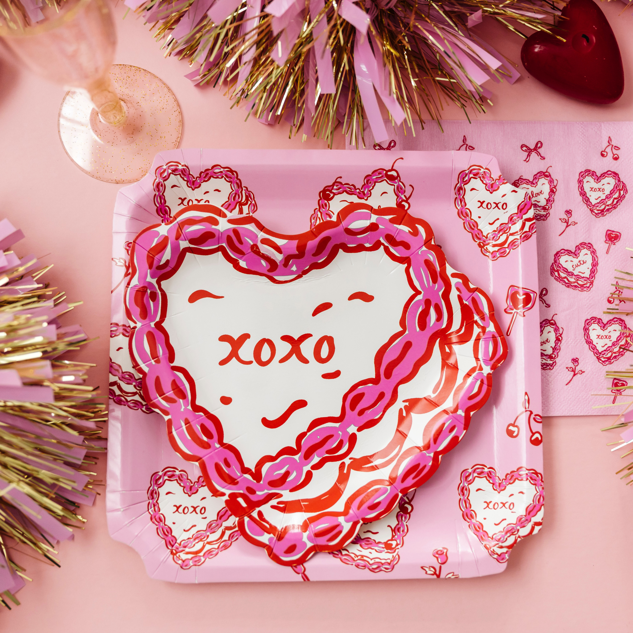 Xoxo Party Plate
