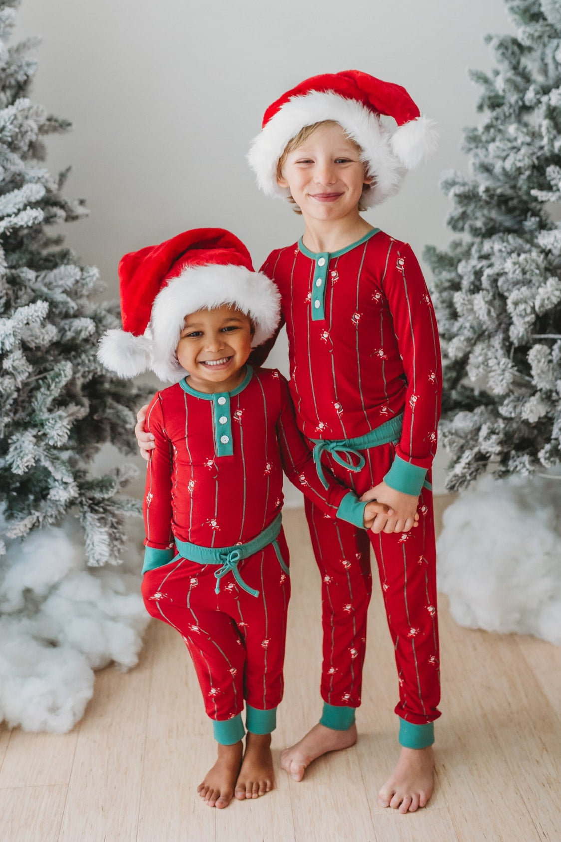 *preorder* Santa's Sleigh Stripes Comfort Set
