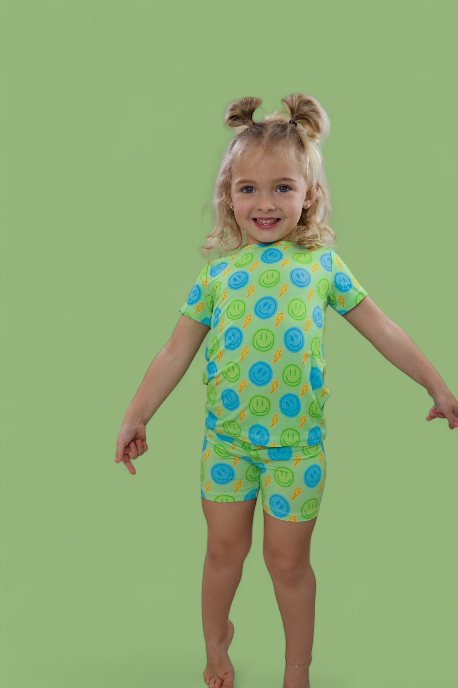 Neon Smiles Dream Short Set