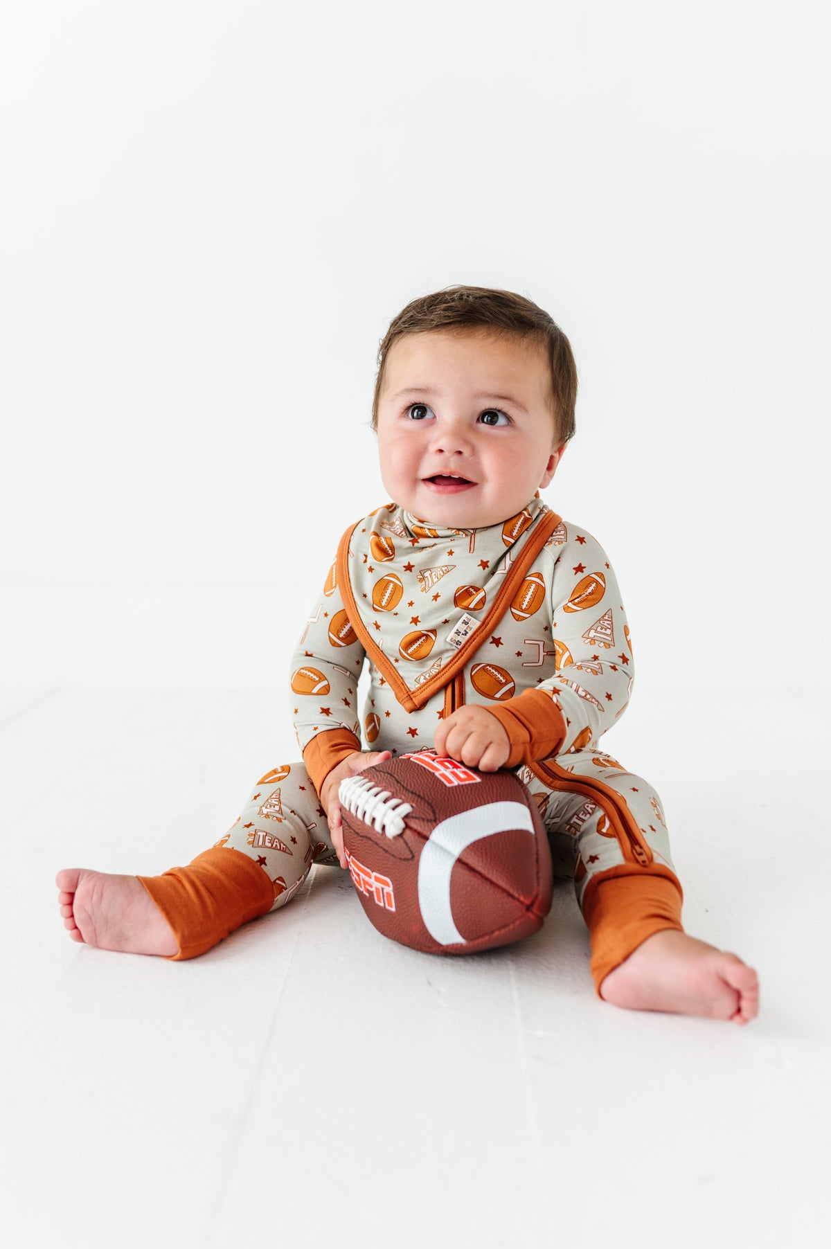 Game Day Glory Bandana Bib