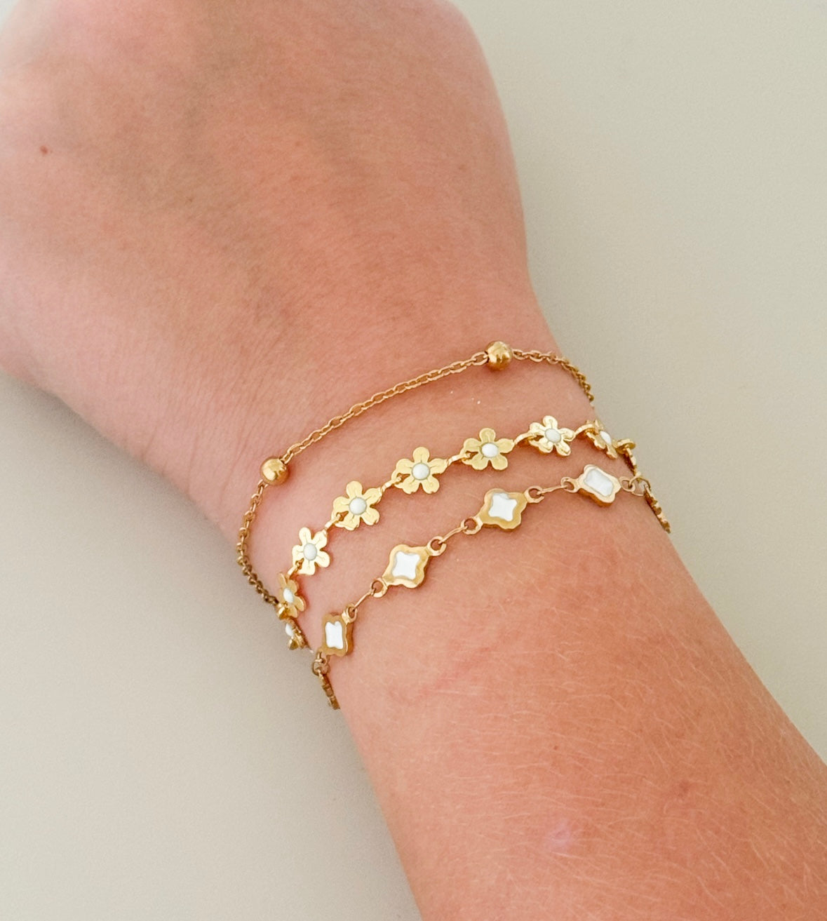 Gold Daisy Chain Bracelet