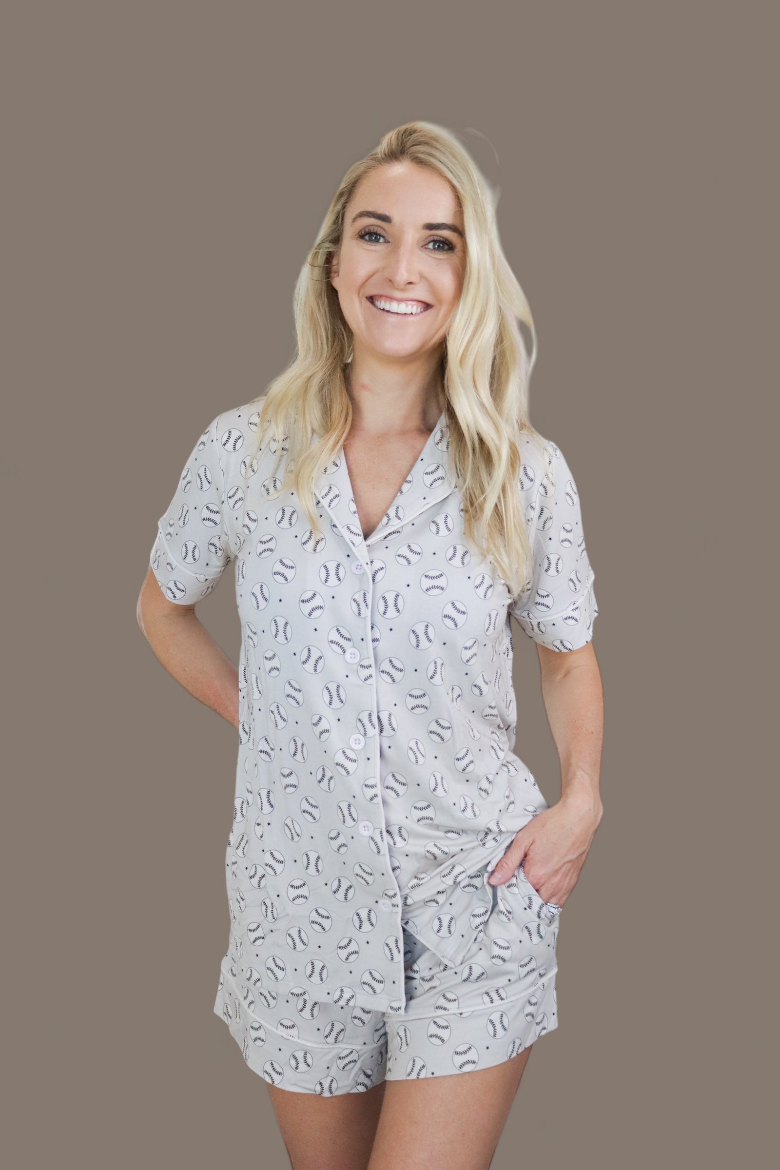 Exclusive Swing For The Stars Women’s Dream Short Set