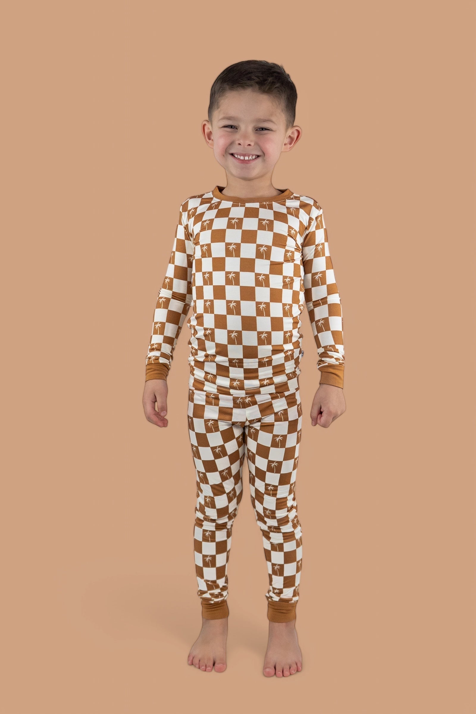 Exclusive Sandy Beach Checkers Dream Set
