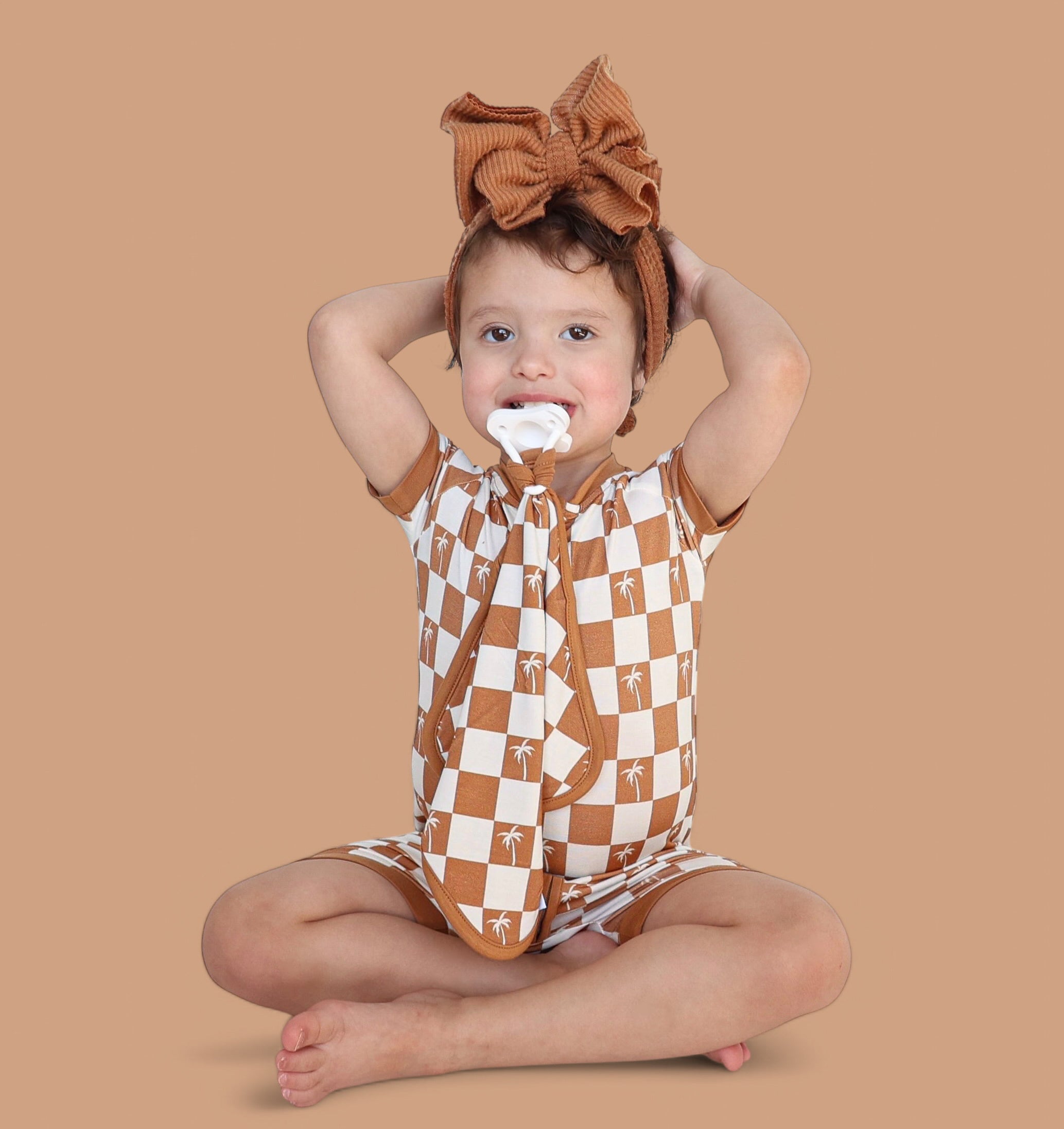 Exclusive Sandy Beach Checkers Dream Lovey