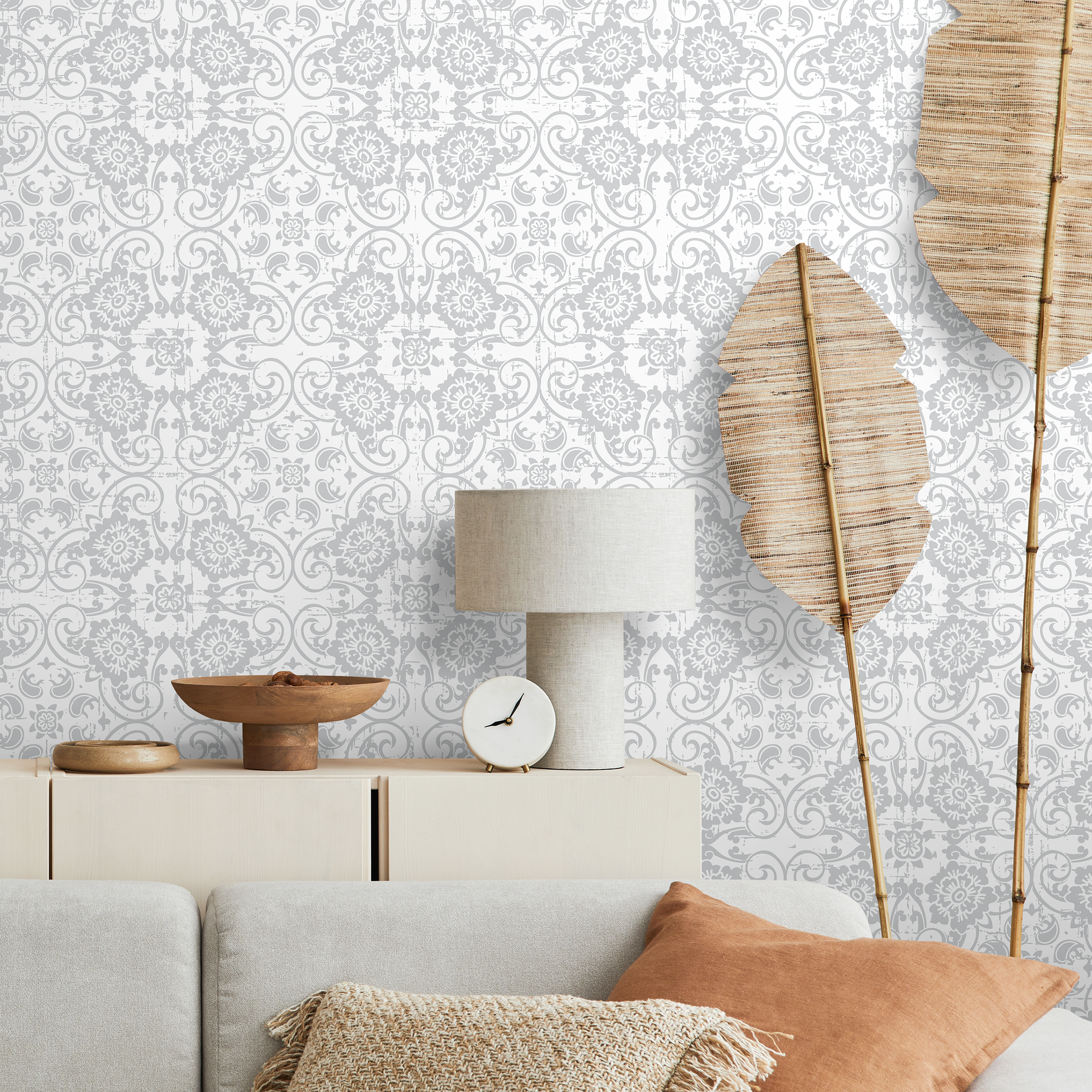 Damask Wallpaper With A Distressed Floral Motif In Gray - A609