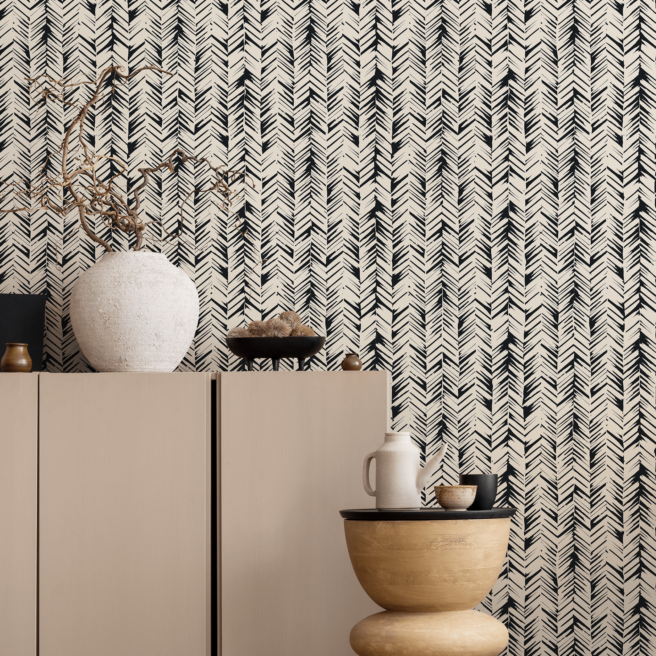 Scandinavian Wallpaper With A Hand-drawn Chevron In Black And Cream - A780