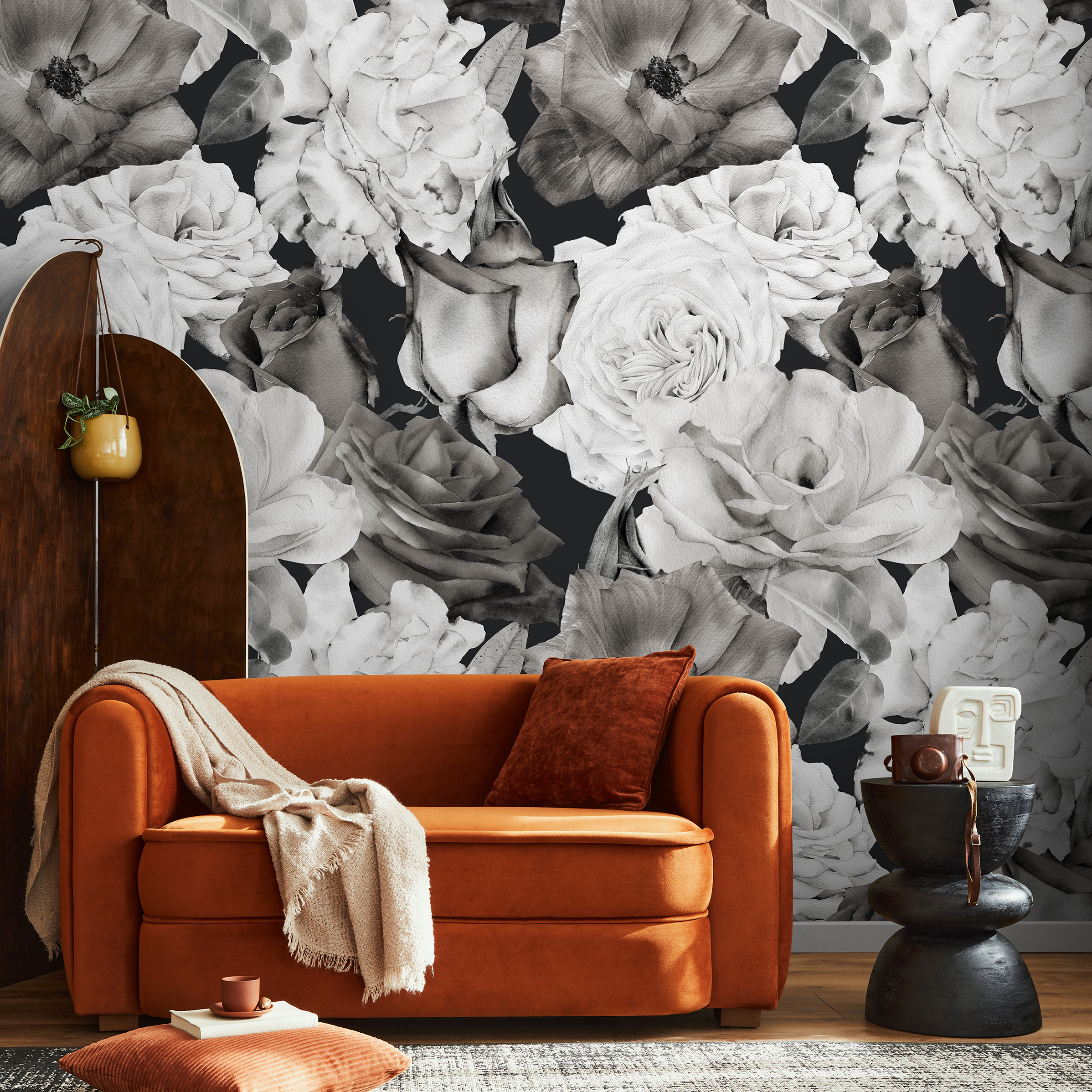 Floral Wallpaper Featuring Moody Vintage Roses In Black And White - A838