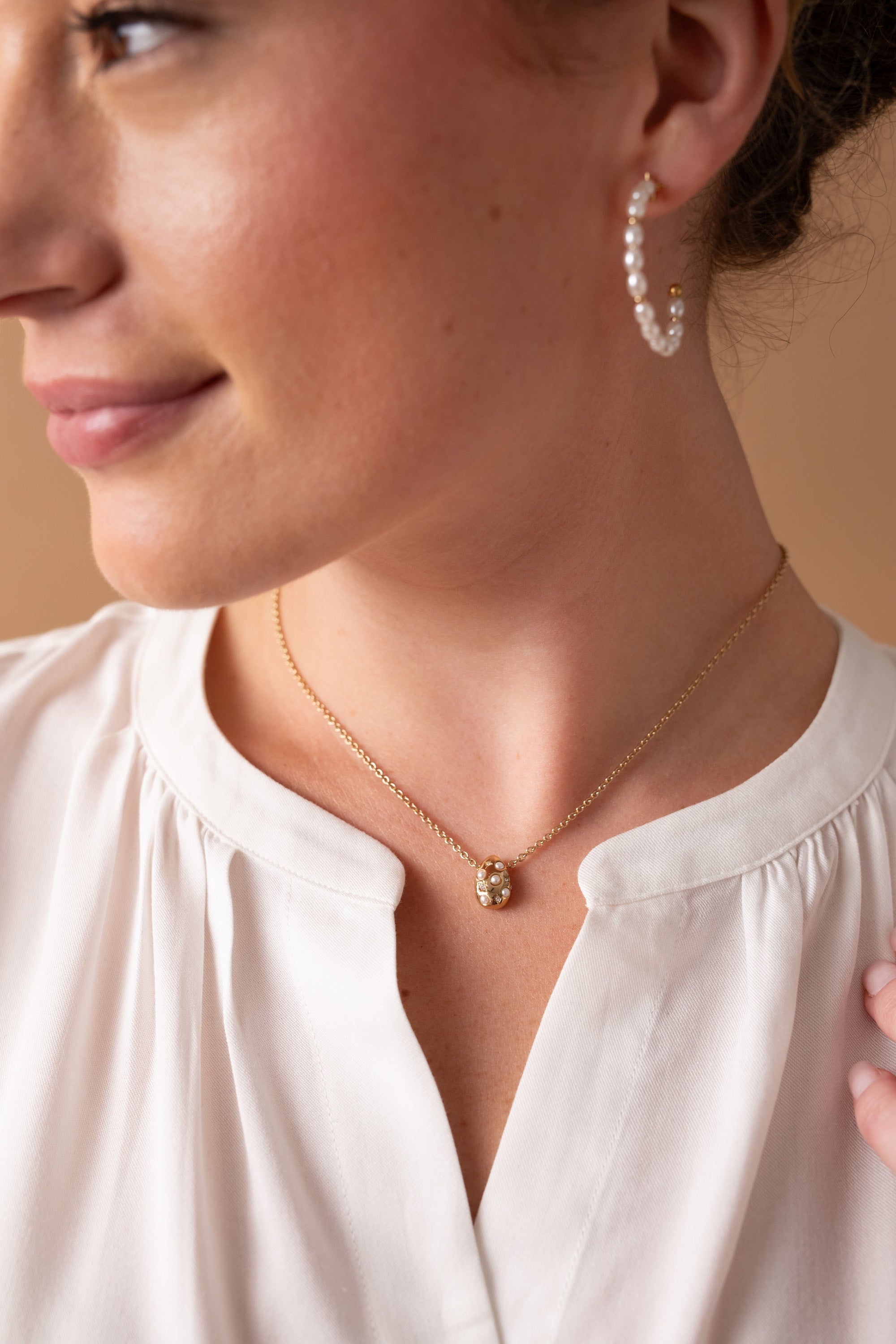 Pearl And Crystal Pendant Necklace