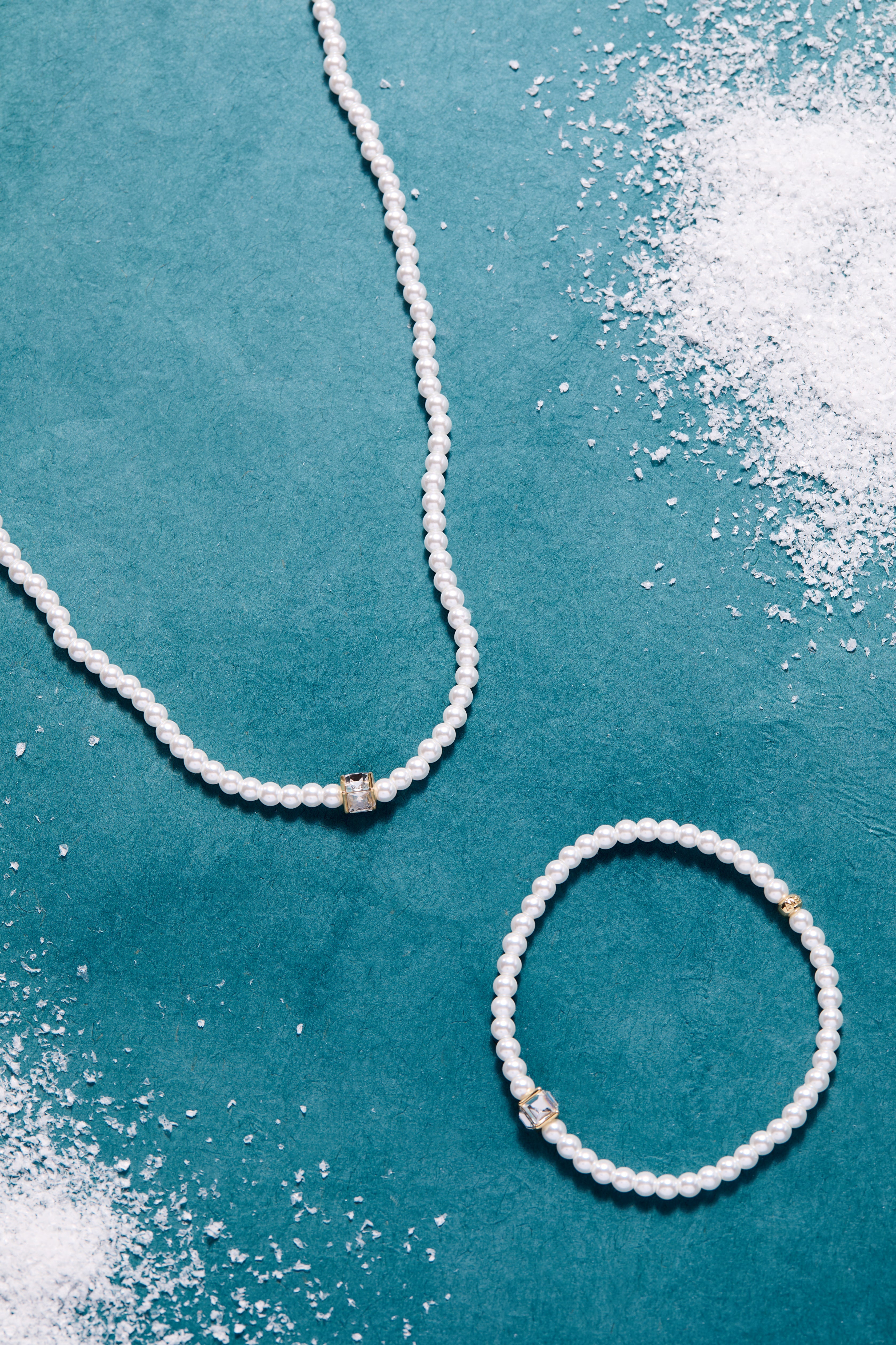 Crystal And Pearl Beaded Necklace