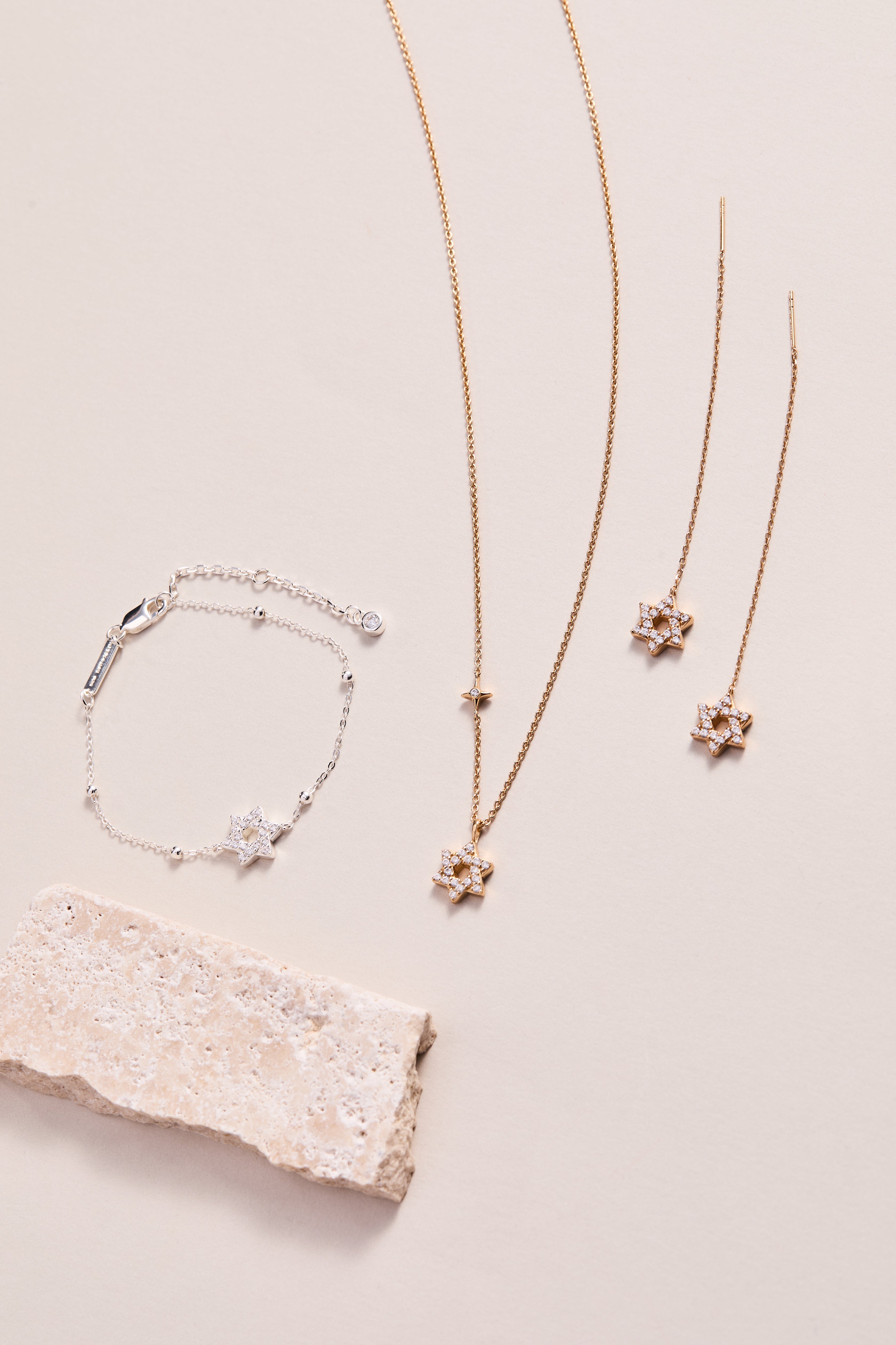 Star Of David Delicate Pave Crystal Pendant Necklace