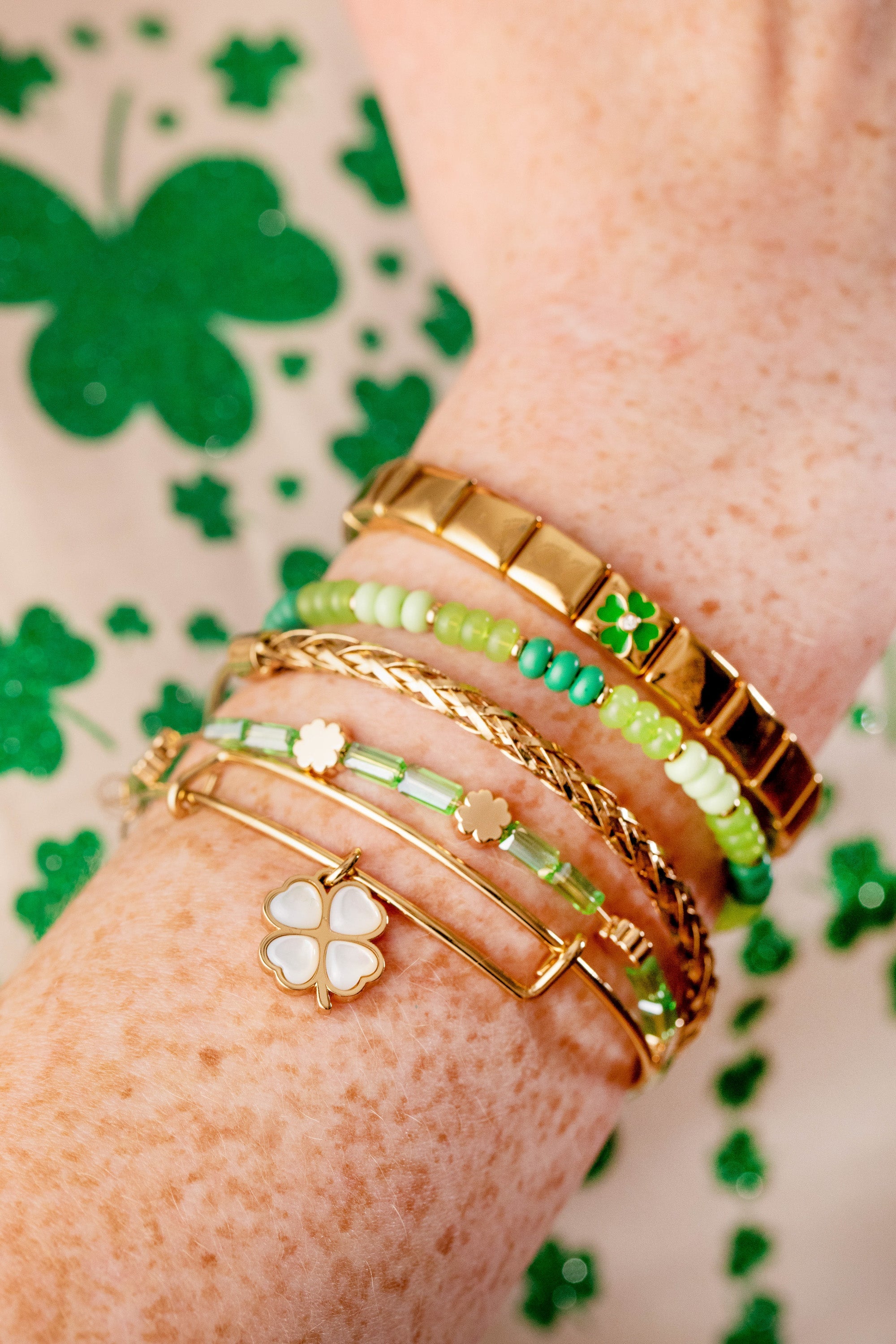 Lucky Four-leaf Clover Stretch Bracelet