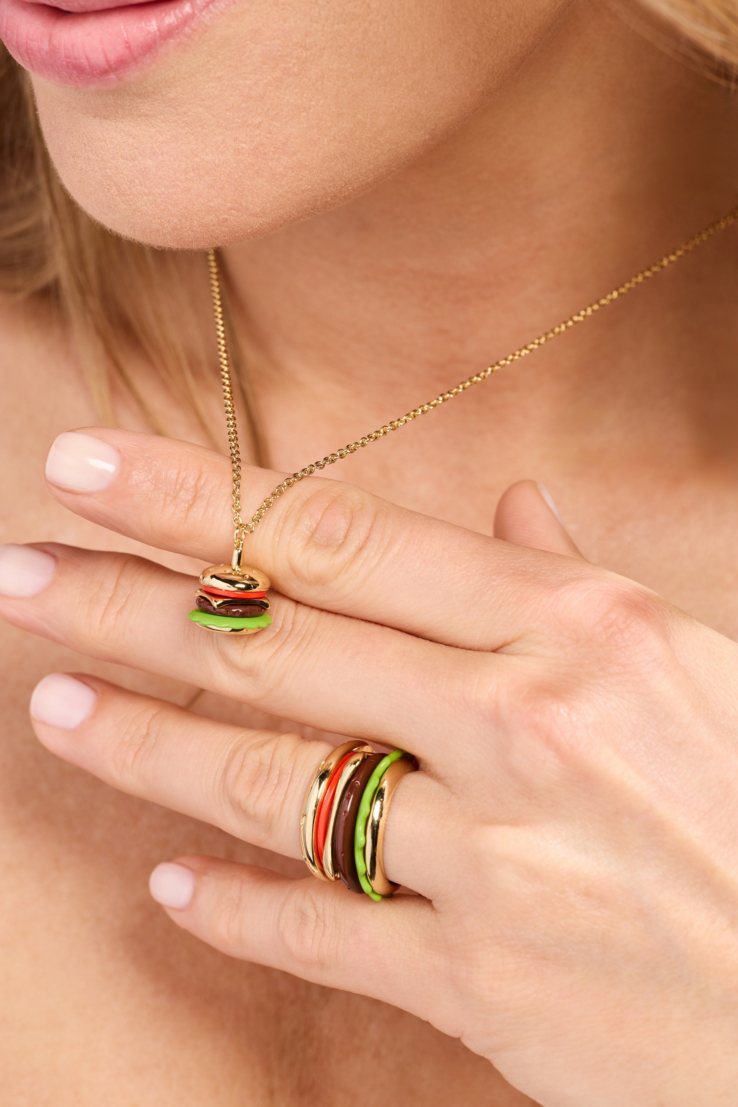 Hot Grill Summer 'bun In A Million' Hamburger Pendant