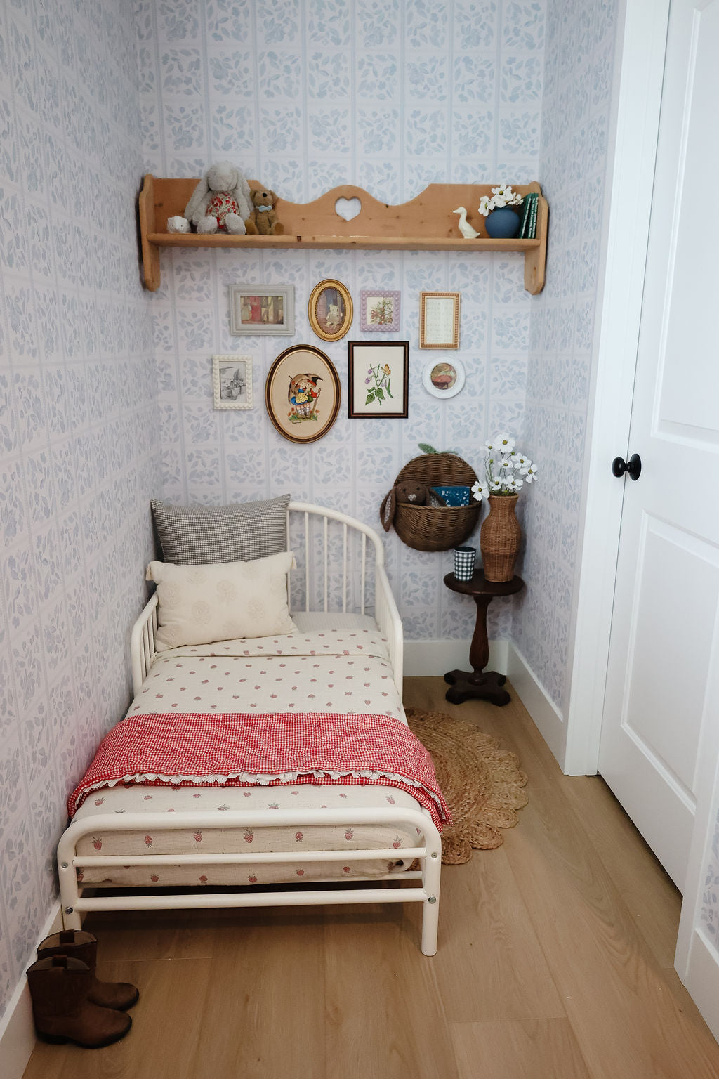 Francine Wallpaper By Fox And Pebble