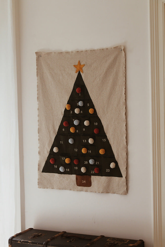 WALL HANGER CHRISTMAS CALENDAR