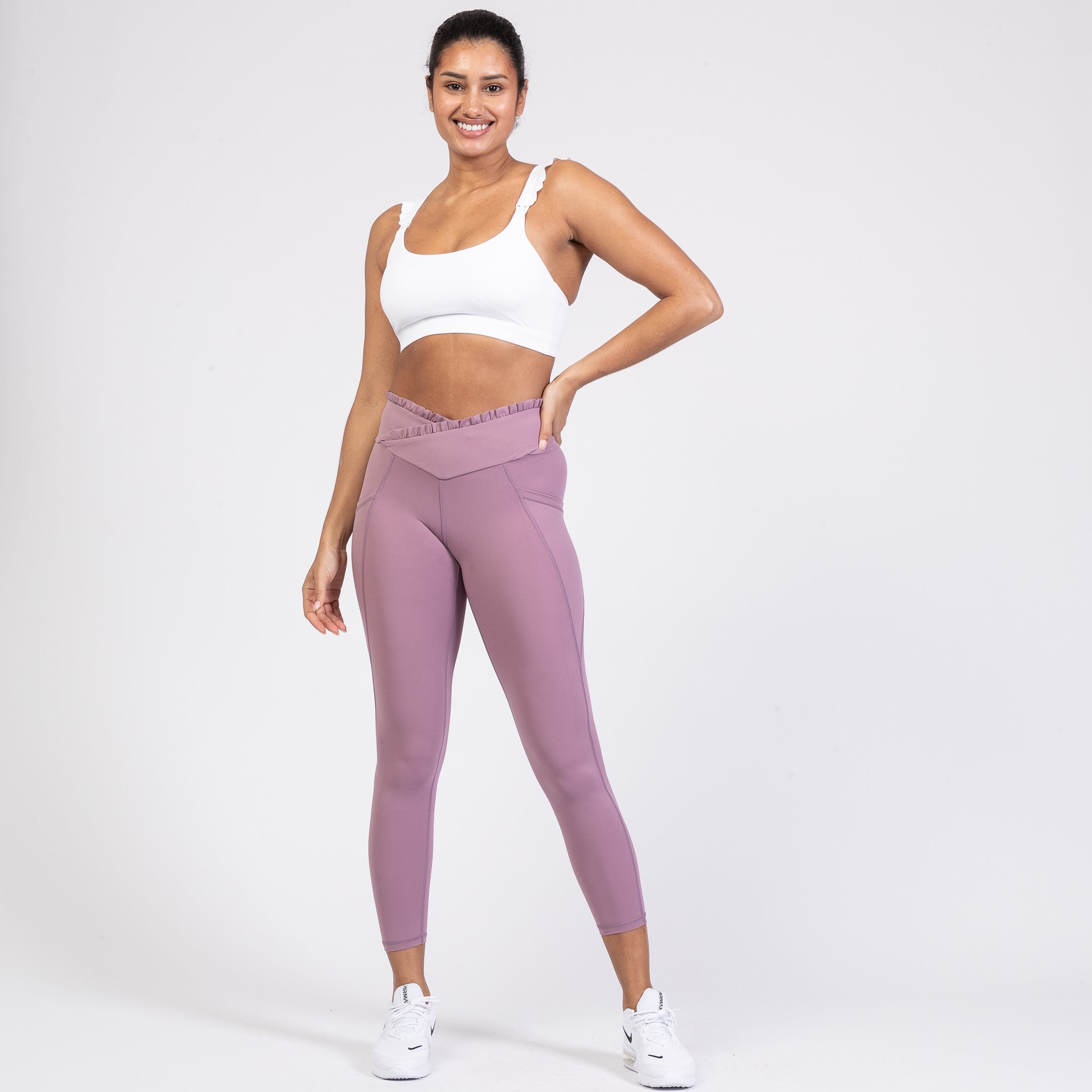 Madison - Medium Support Nursing Sport Bra (blanc)