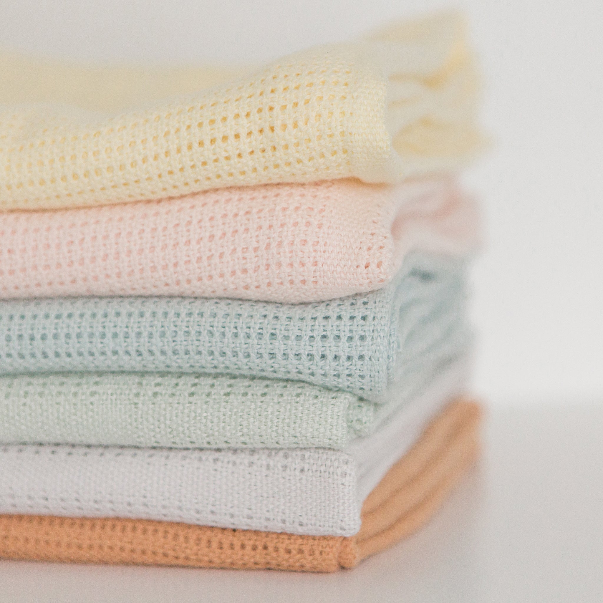 Amazing Baby - Cotton Cellular Blanket, Soft Seacrystal