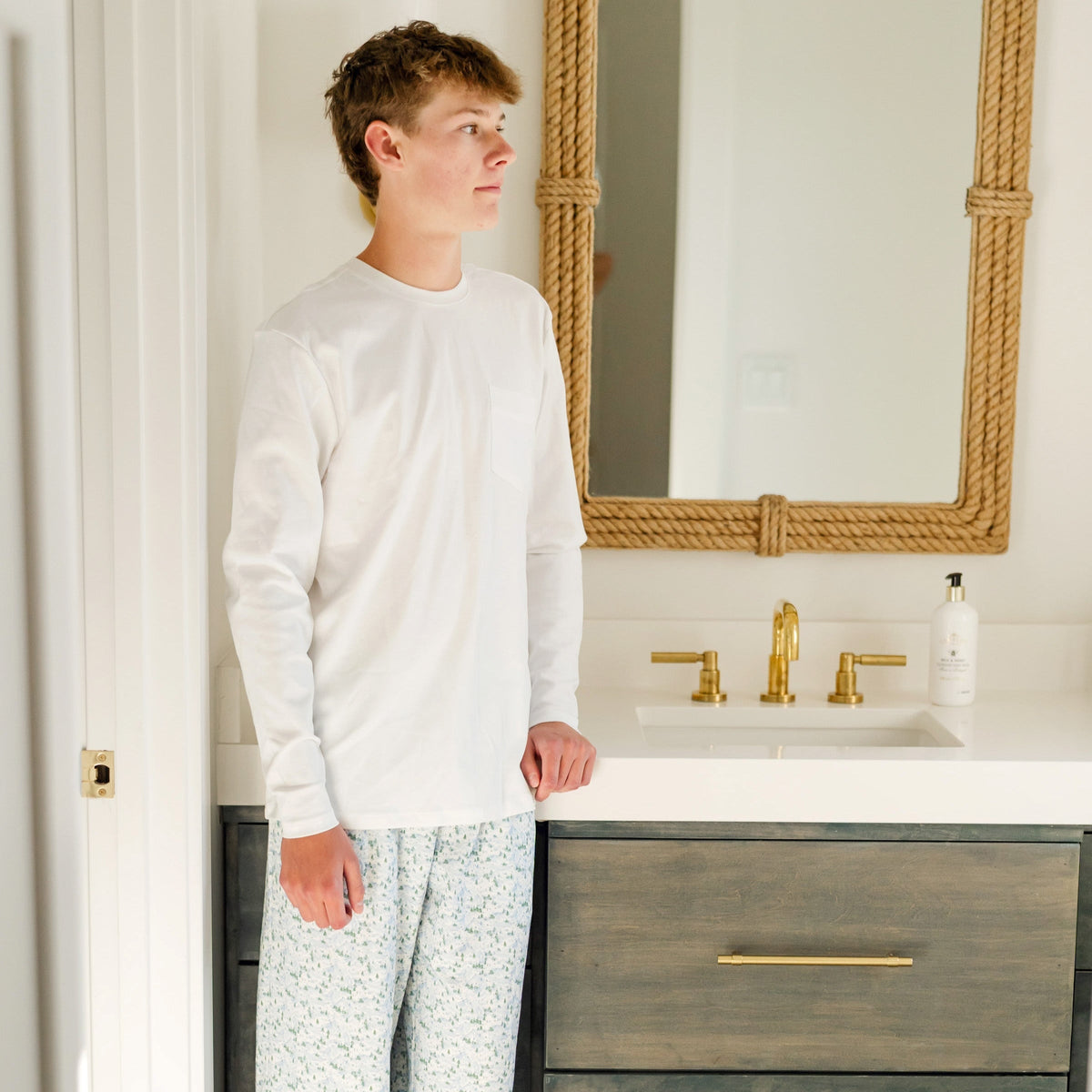Brent Men's Hangout Pant - Snowcapped Mountains