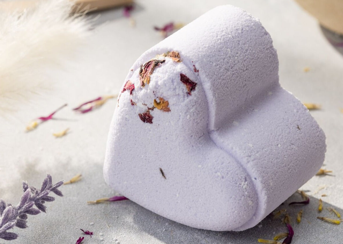 Valentine's Day Best Bath Bombs Gift - Lavender  - A Set Of 5 Heart Shaped Gift Box