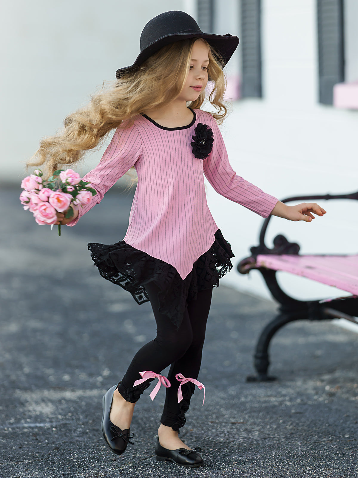 Fine Lines Lace Tunic And Trimmed Legging Set