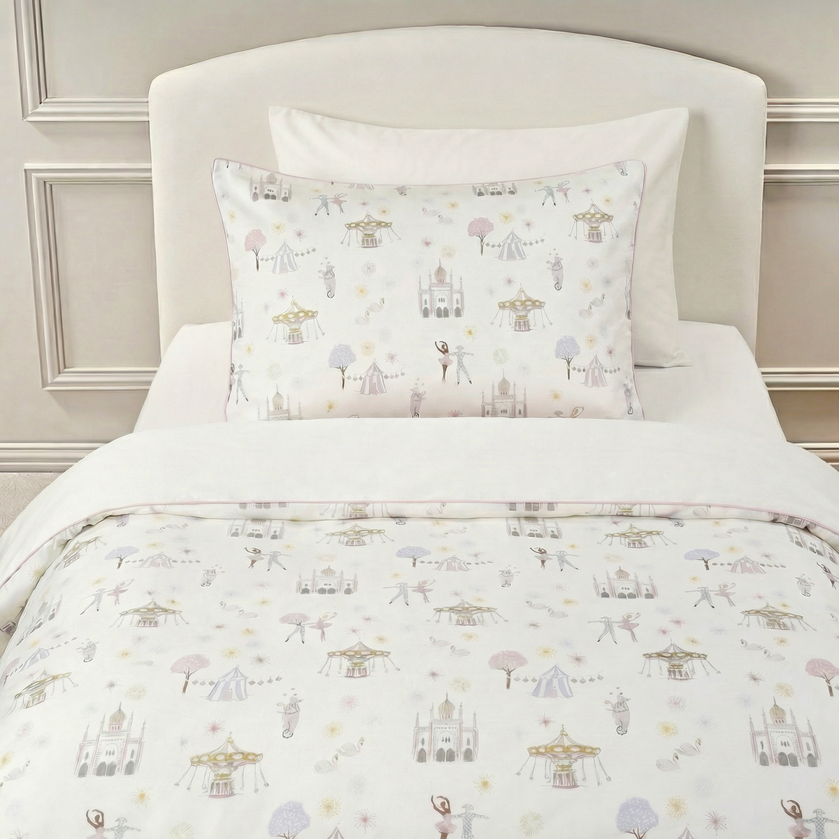 Adventures In Wonderland Twin Set - Rose