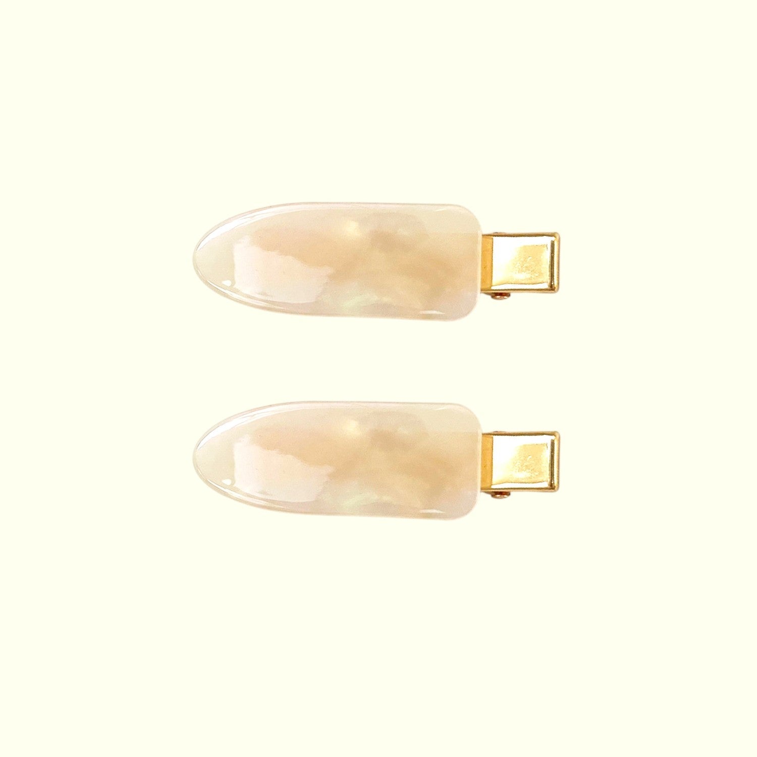 Airy Curve Hair Clip