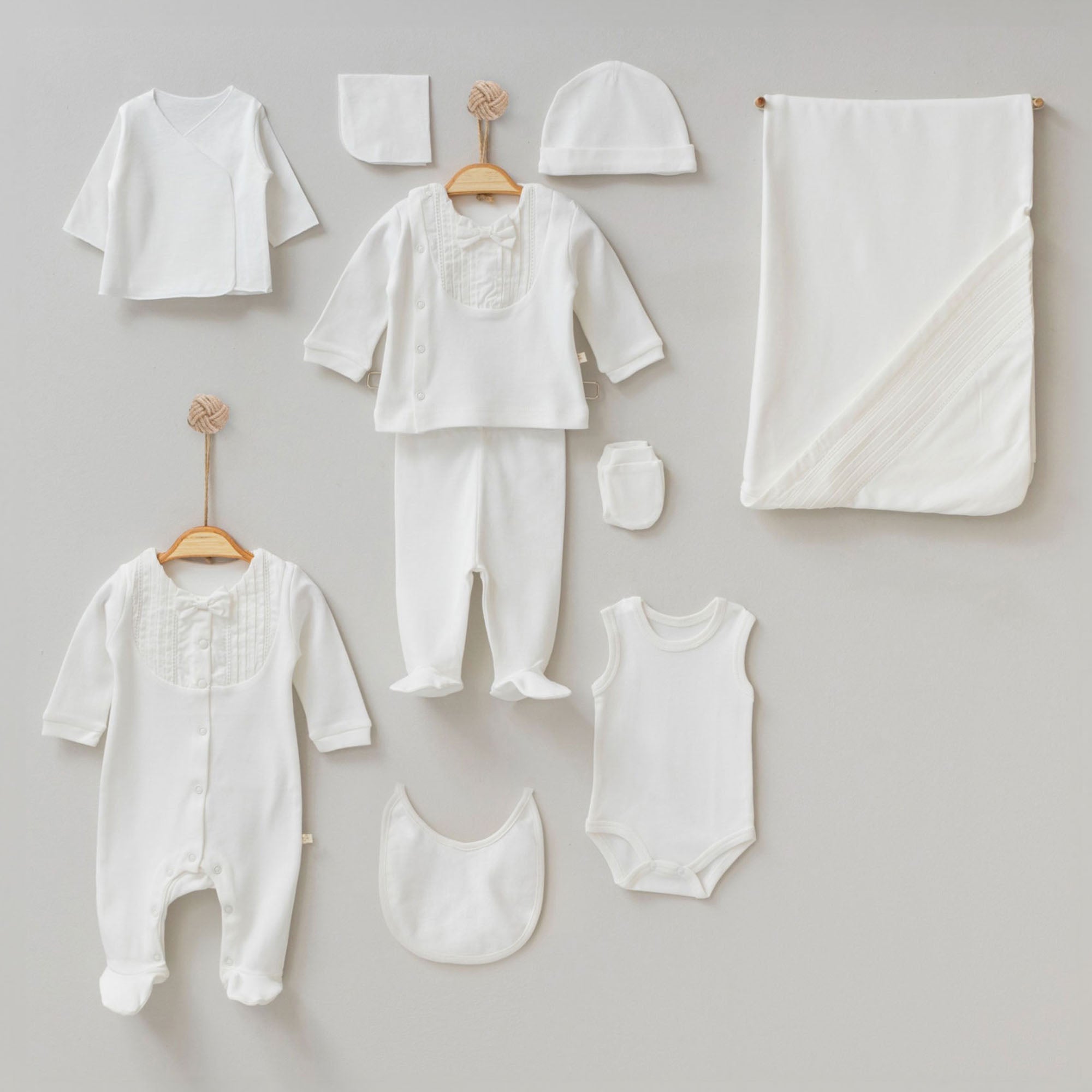 Alex White Newborn Coming Home Set (10 Pcs)