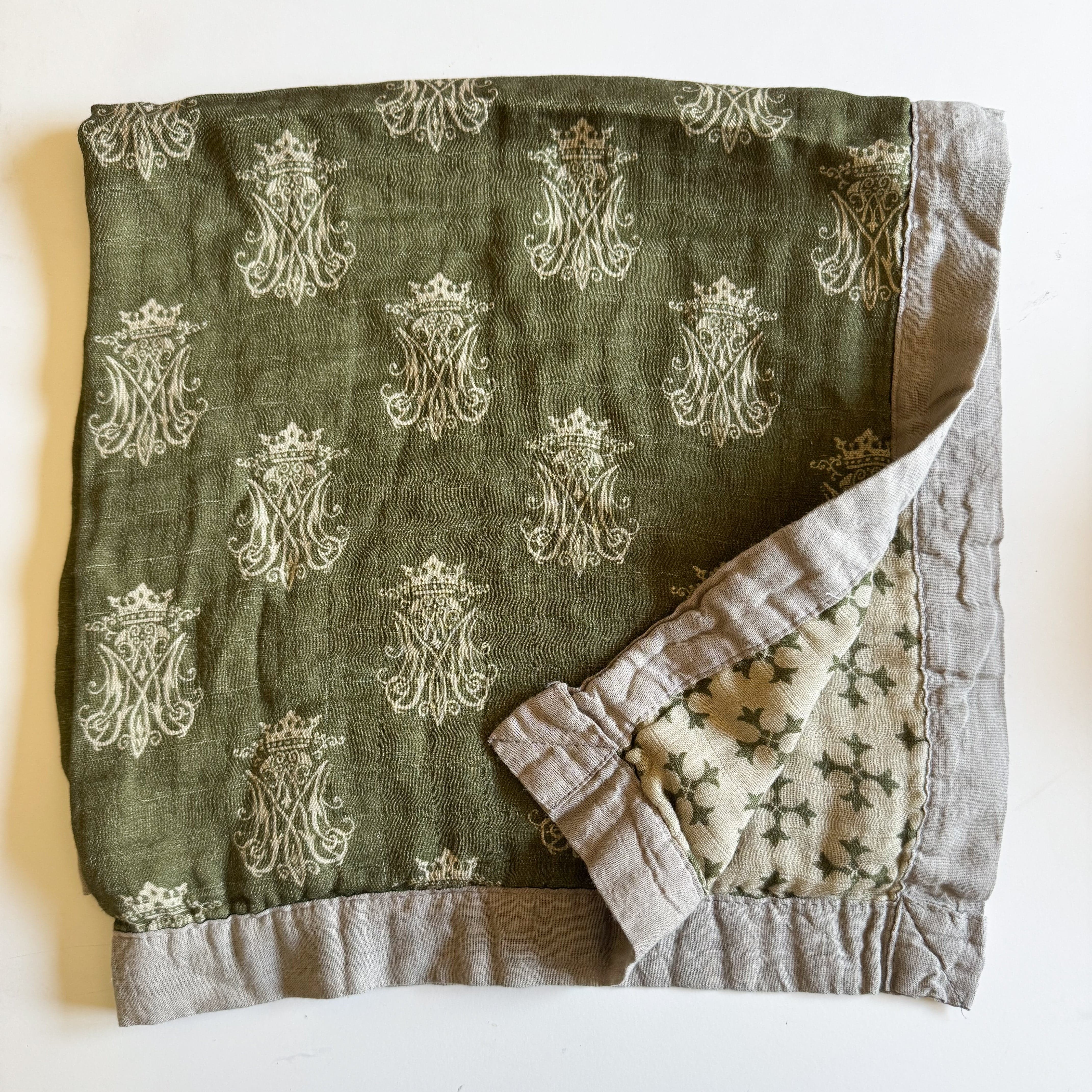 Marian Auspice Luxury Double Sided Muslin Catholic Blanket