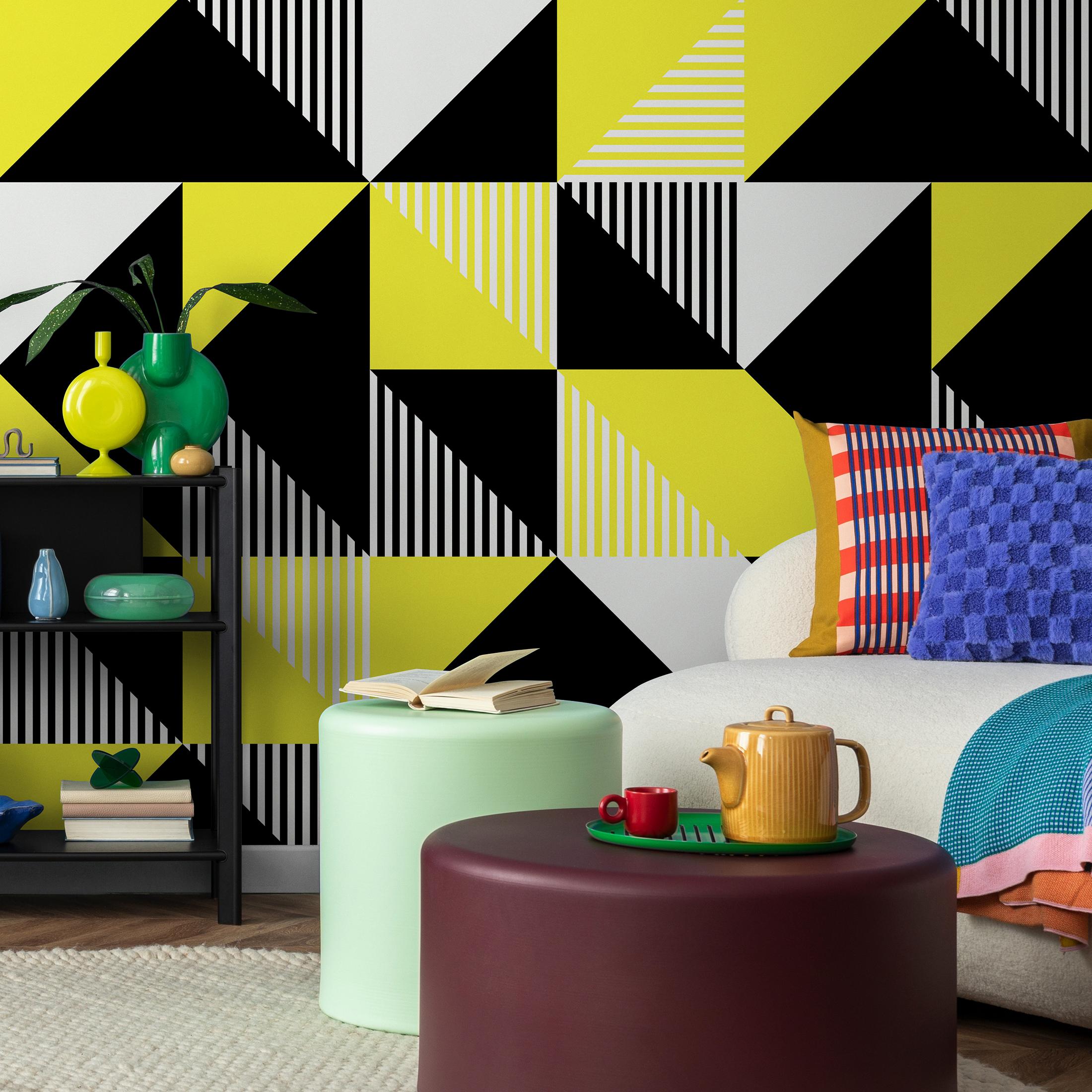 Geometric Wallpaper With A Bold Triangle And Stripe Pattern In Black, Yellow, And Gray - B076