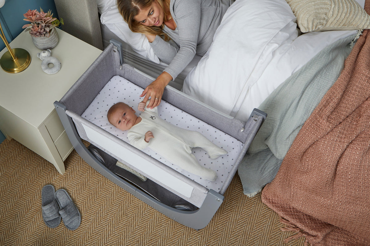 Shnuggle Air Lite Bedside Bassinet | Infant Crib | [open Box]