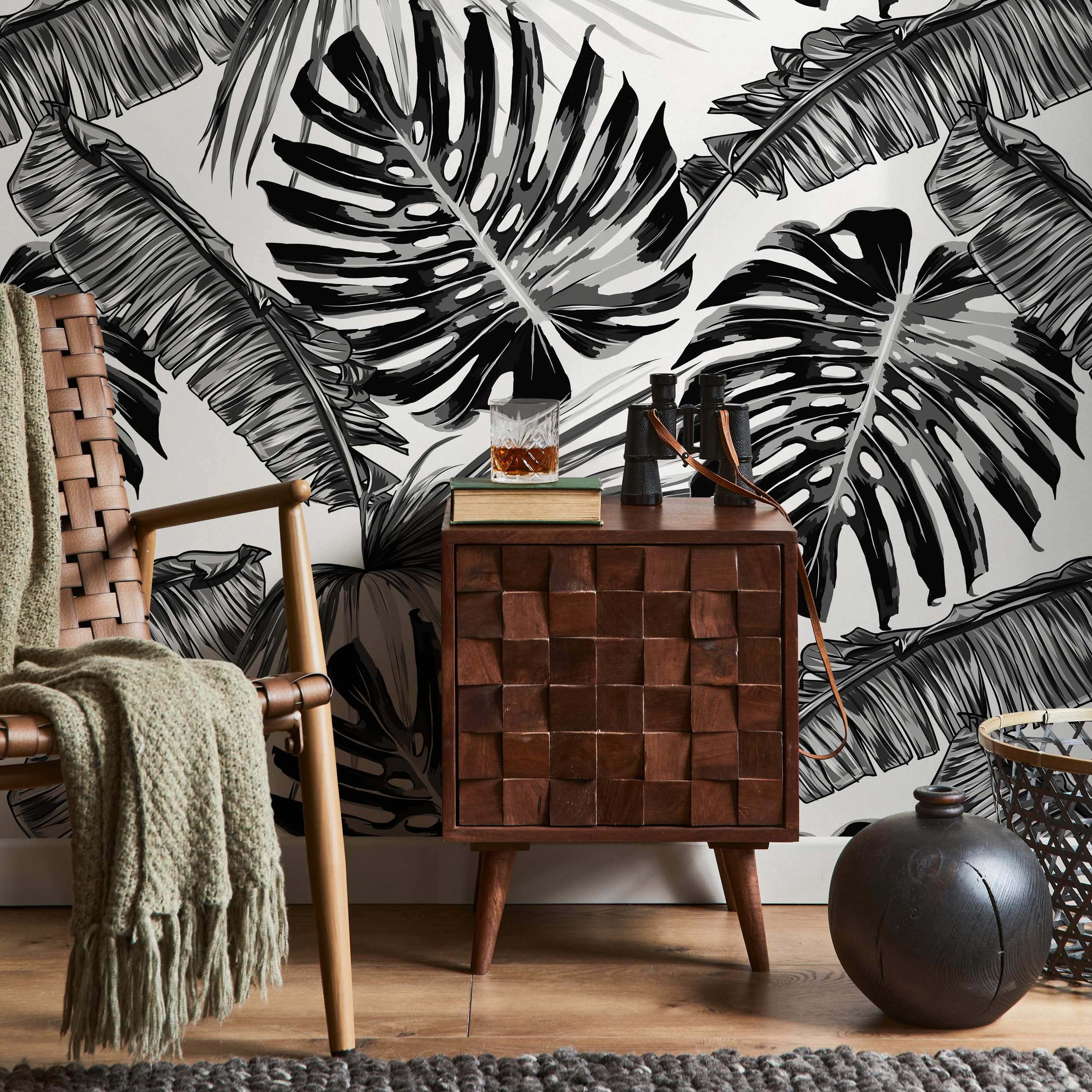 Botanical Wallpaper With Large-scale Monstera Leaves In Black And White - B118