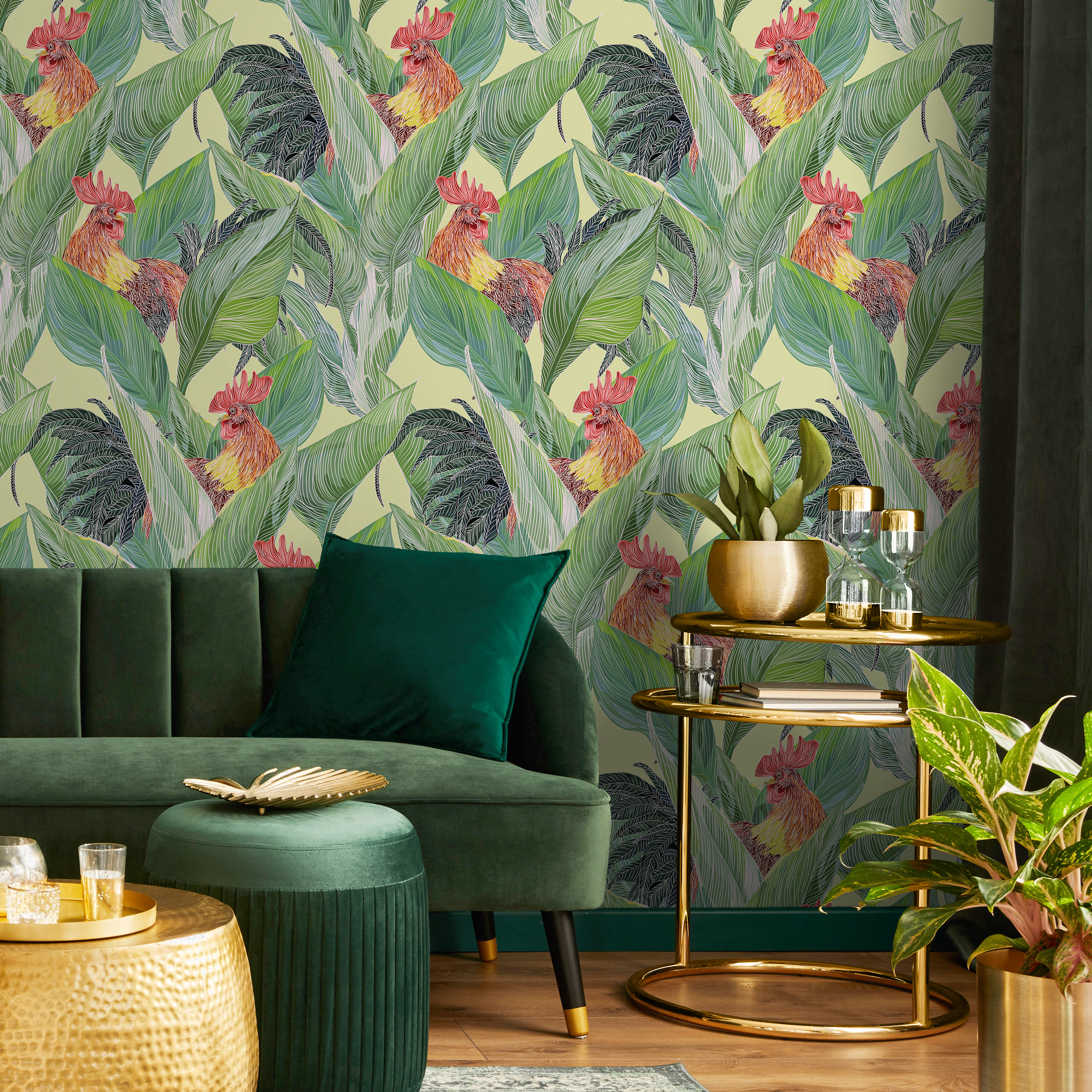 Animal Wallpaper Featuring Jungle Roosters In Green, Red, And Yellow - B128