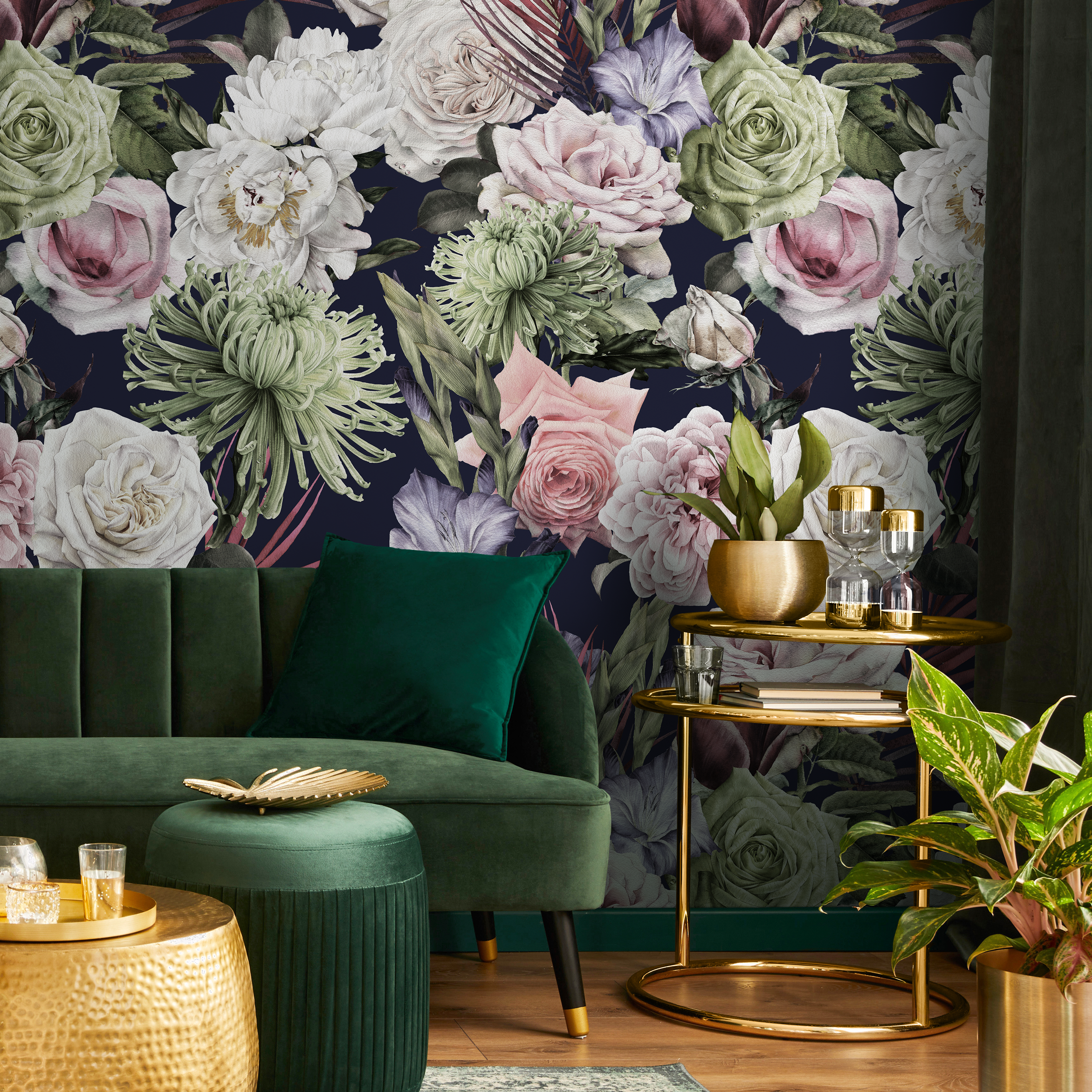 Floral Wallpaper With A Dramatic Bouquet Of Roses In Navy, Pink, And Green - B180