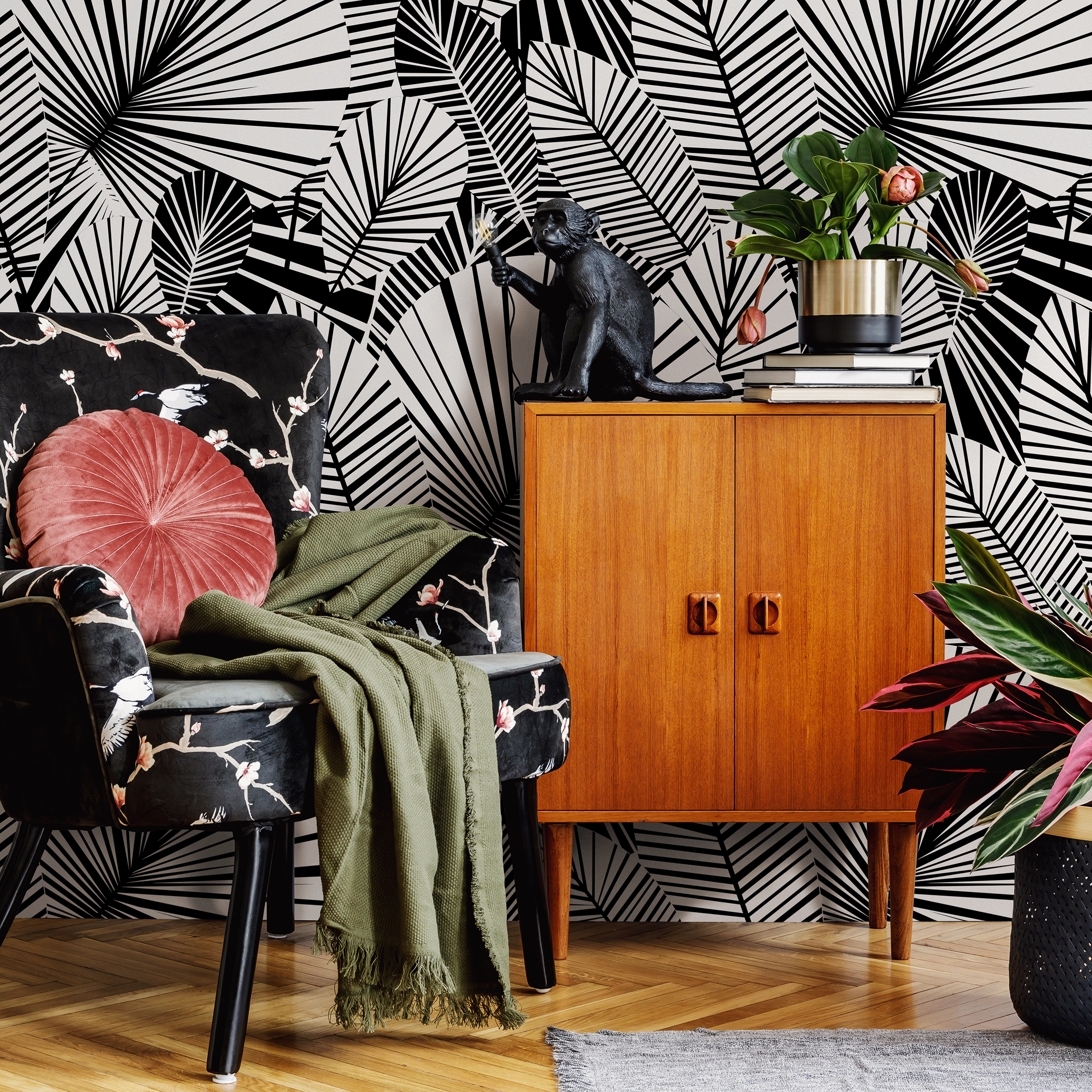 Botanical Wallpaper With A Modern Fan Palm Motif In Black And White - B324