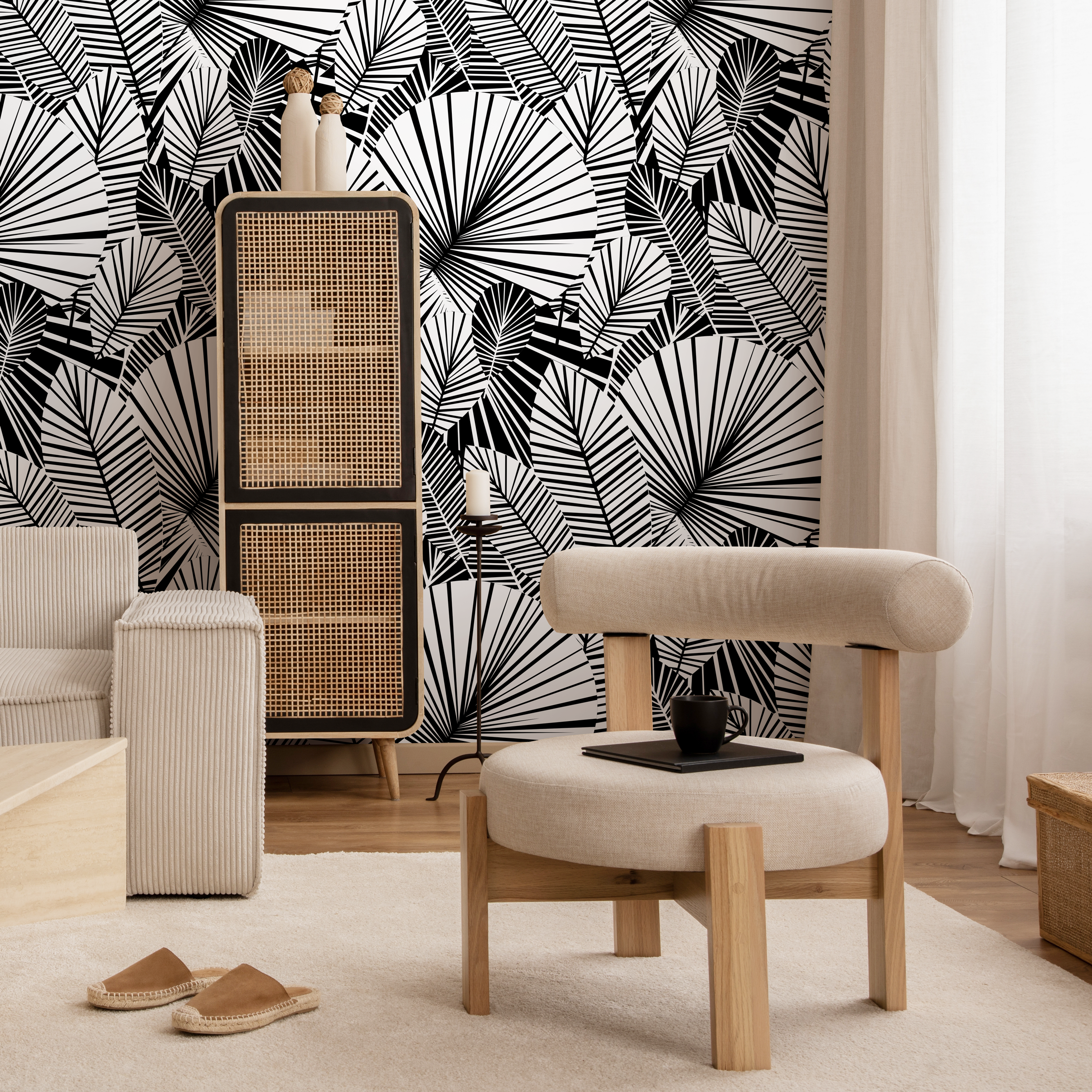 Botanical Wallpaper With A Modern Fan Palm Motif In Black And White - B324