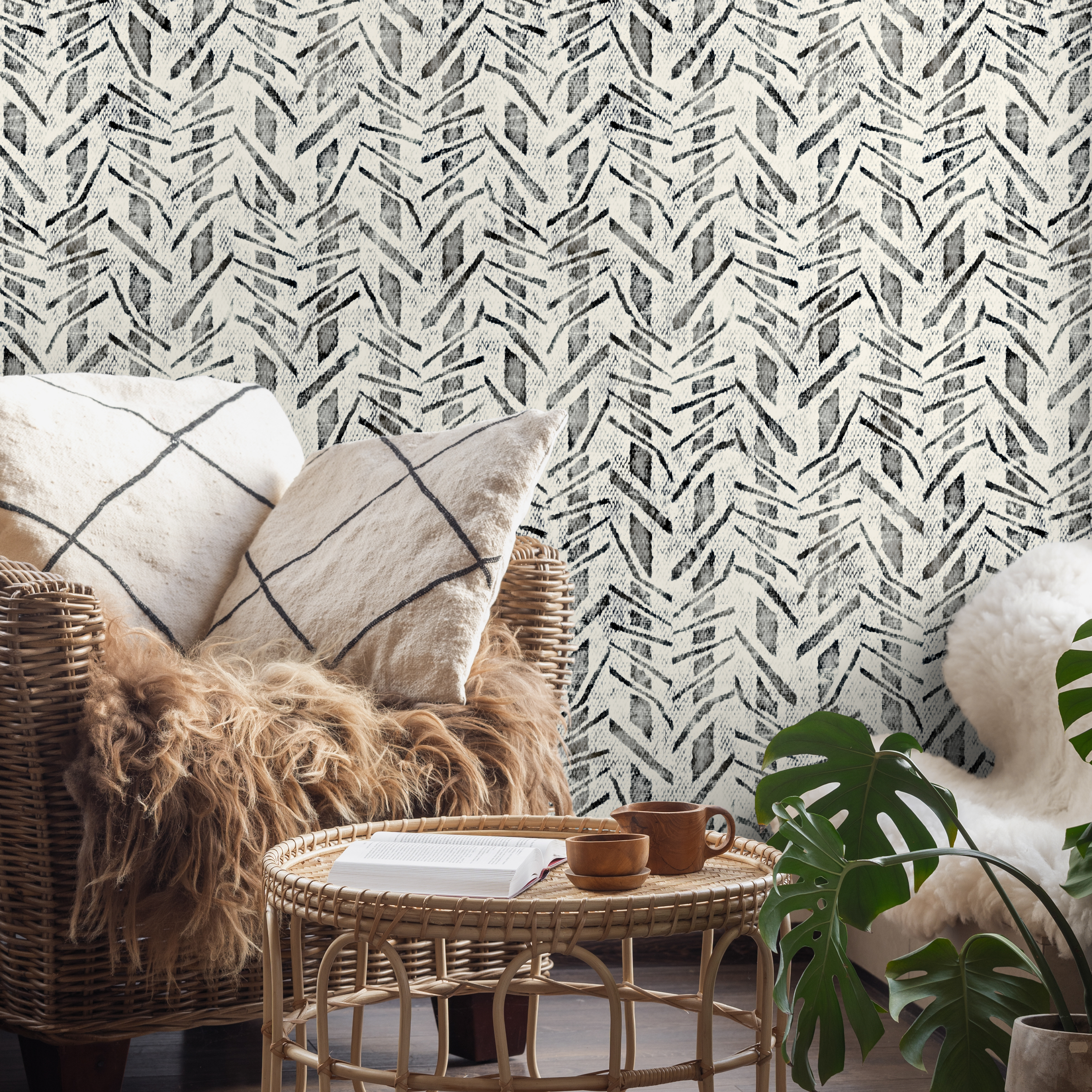 Abstract Wallpaper With A Block Print Chevron Motif In Black And Off-white - B400