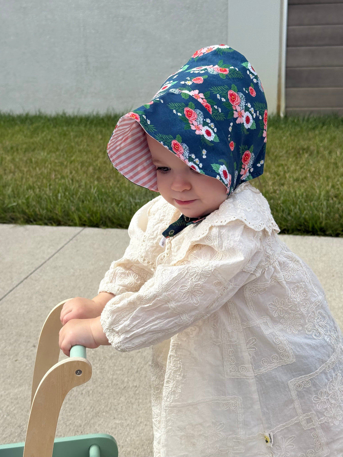 Bonnet In Organic Rosalee