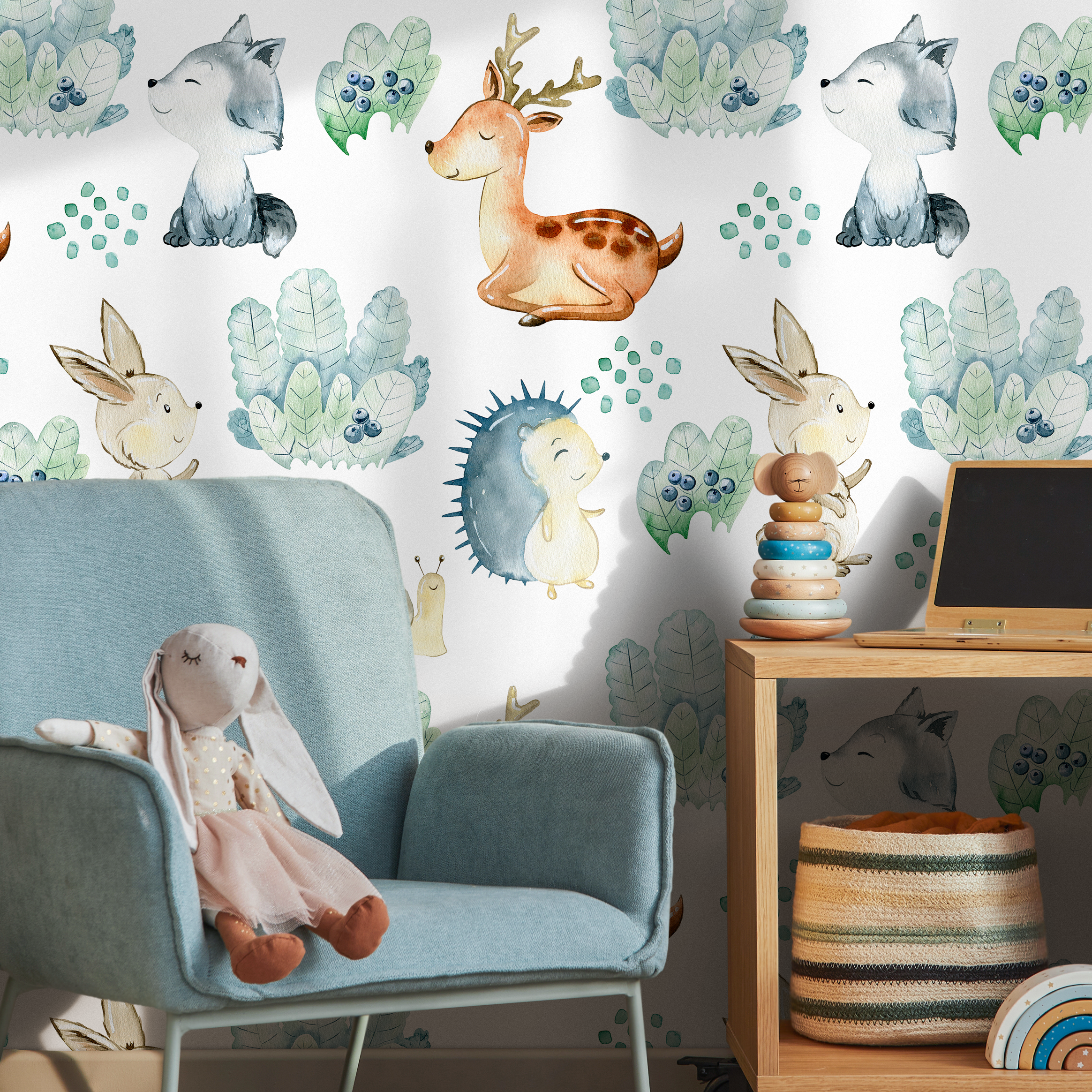 Woodland Wallpaper With Watercolor Forest Animals In Brown, Blue, And Green - B509