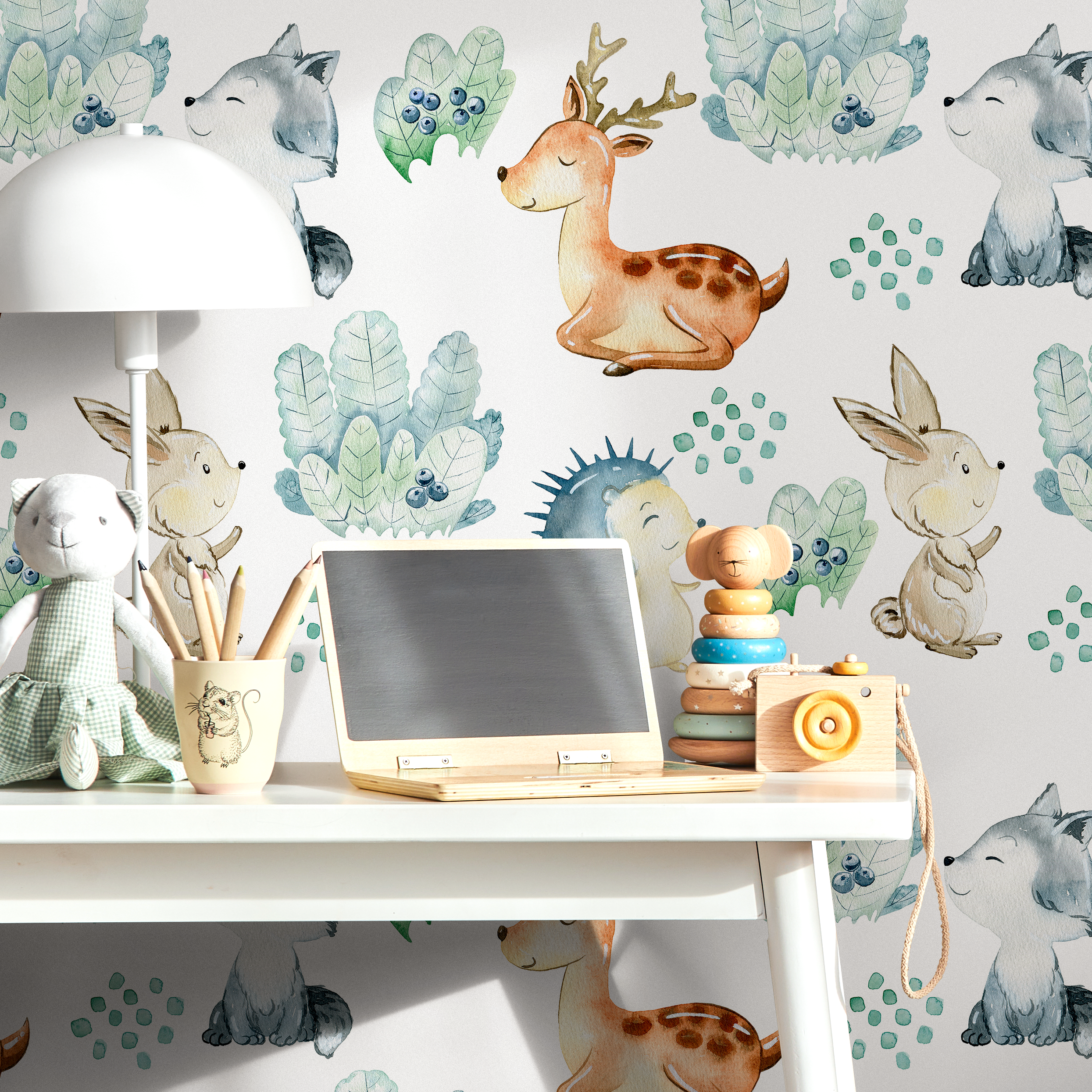 Woodland Wallpaper With Watercolor Forest Animals In Brown, Blue, And Green - B509