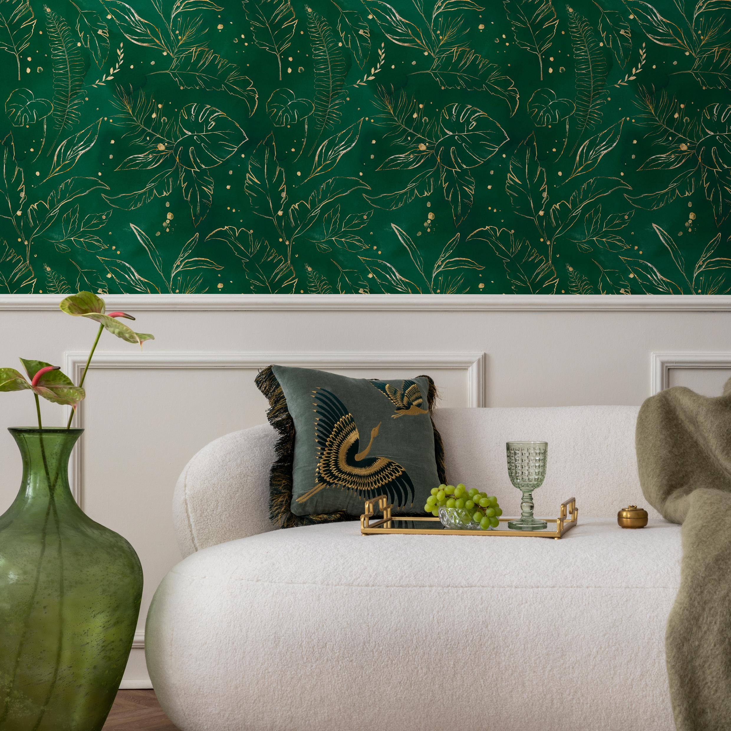 Tropical Wallpaper Featuring Gilded Tropical Leaves In Green And Gold - B532