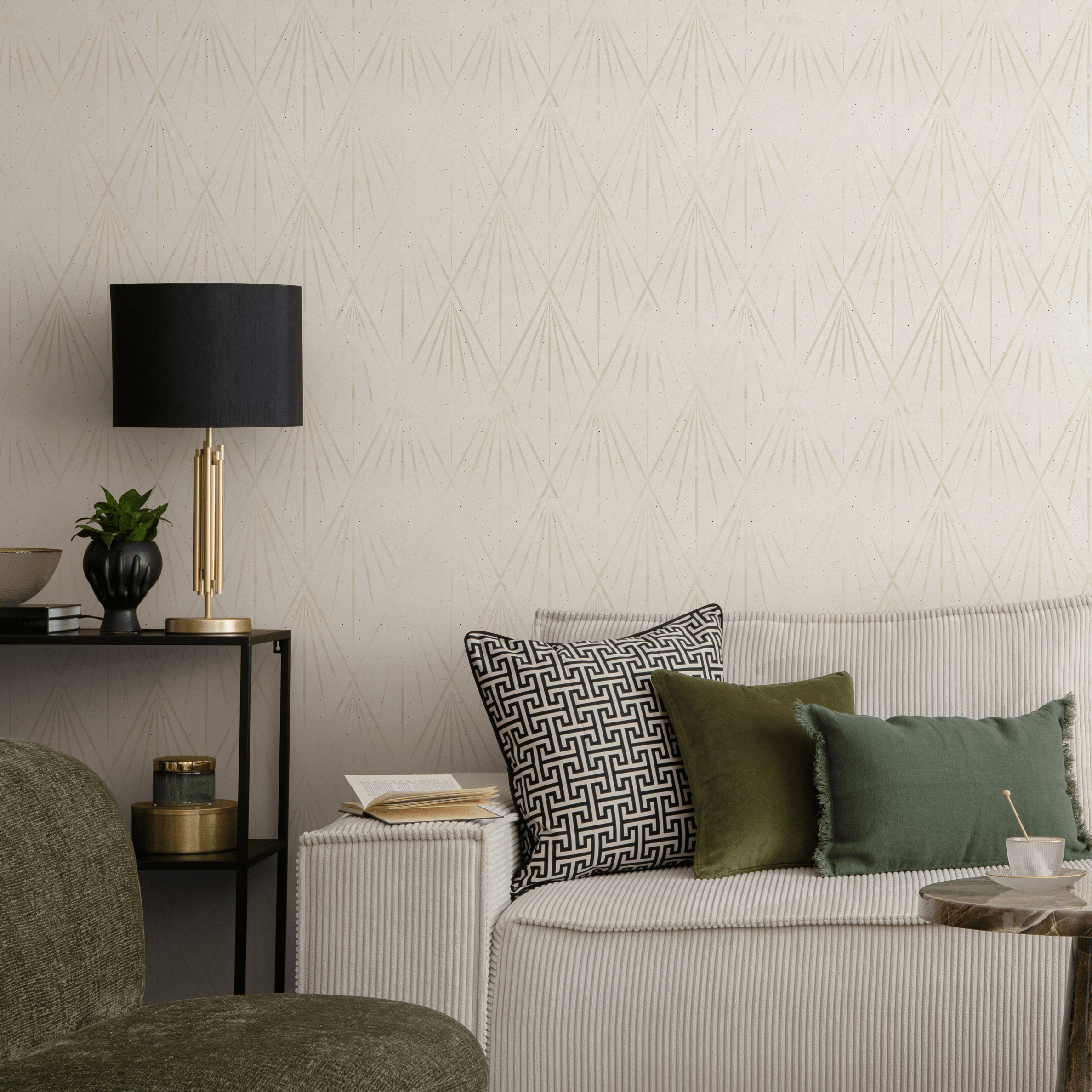 Art Deco Wallpaper With A Delicate Fan Motif In Cream And Beige - B552