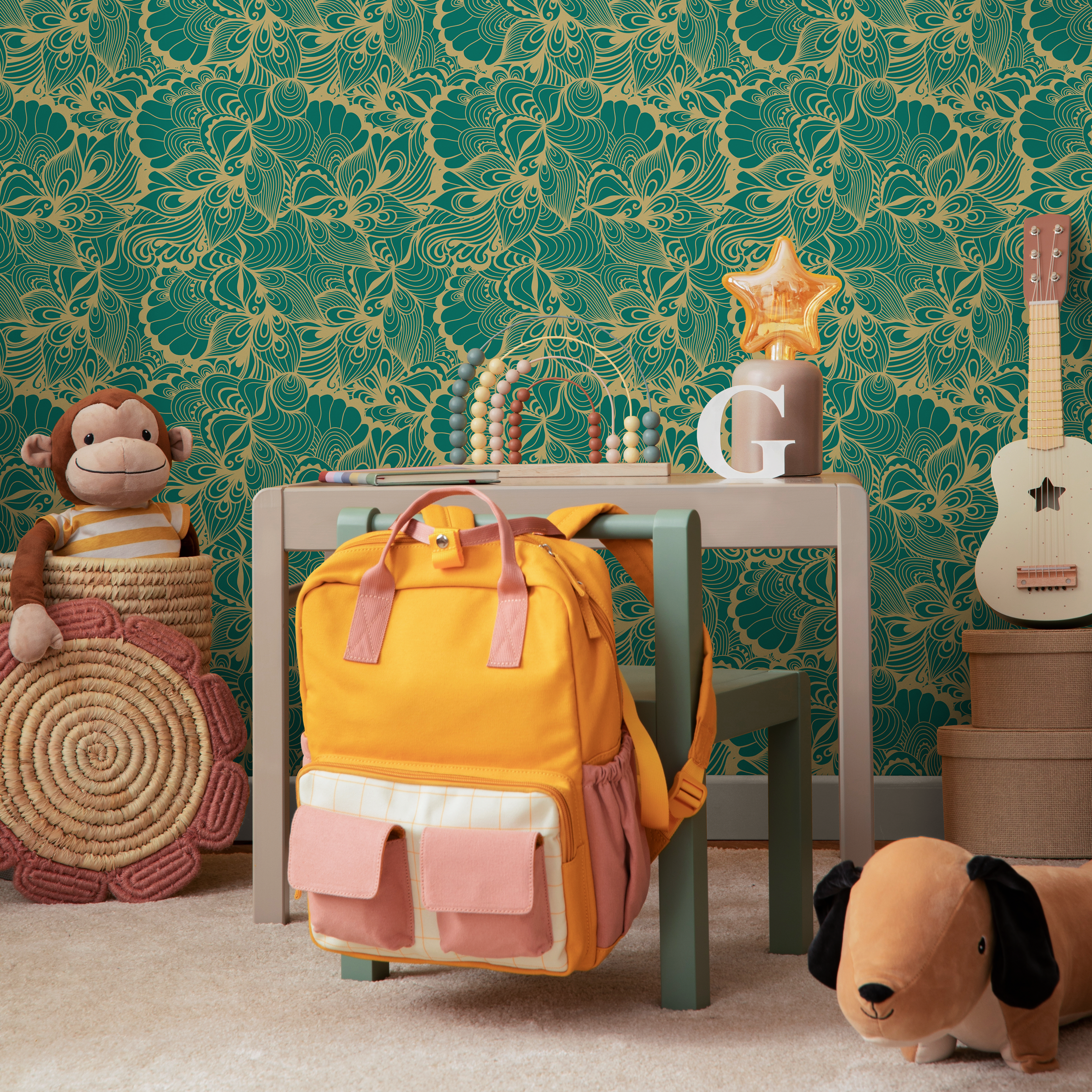 Abstract Wallpaper With Swirling Botanicals In Green And Gold - B561