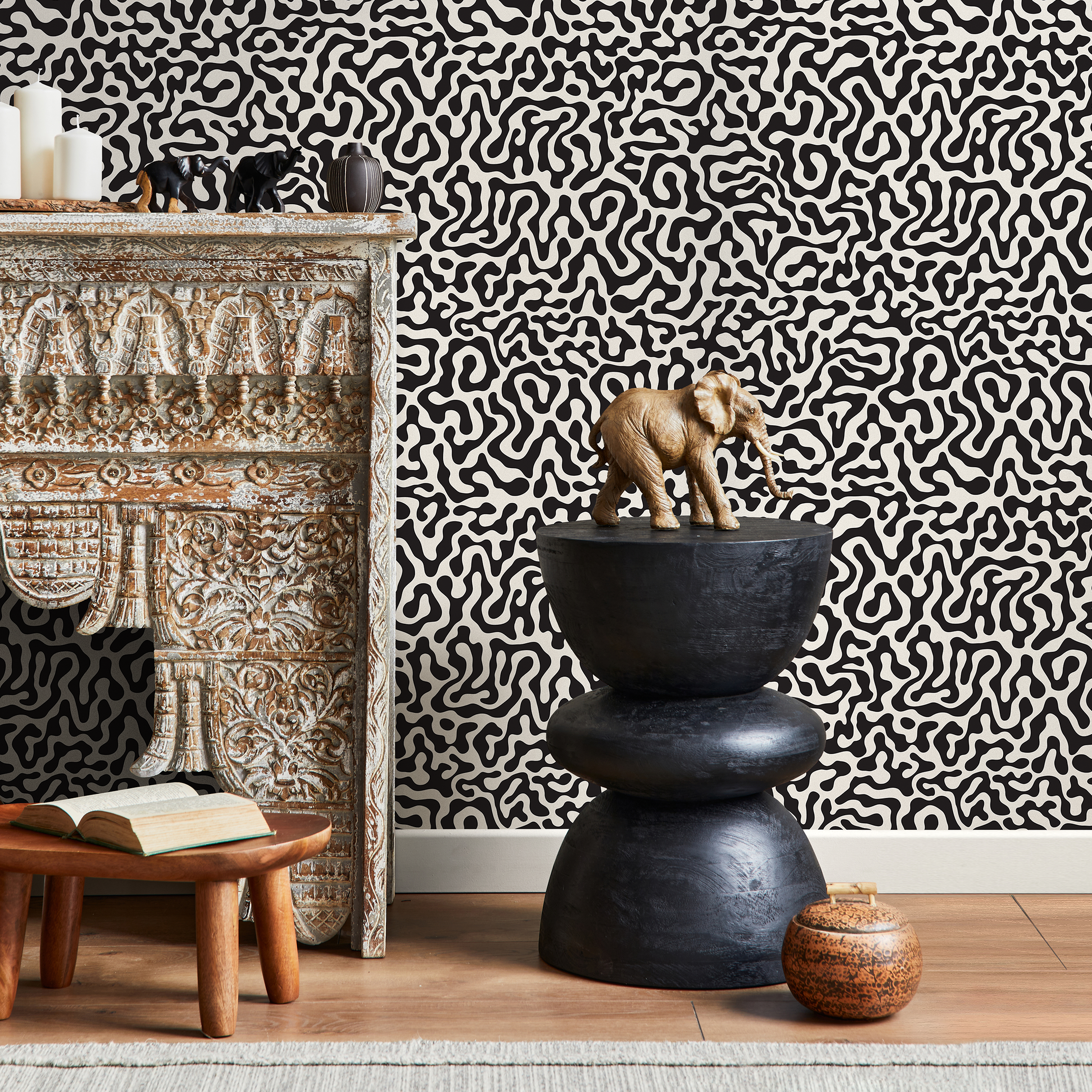 Abstract Wallpaper With Winding Organic Lines In Black And White - B601